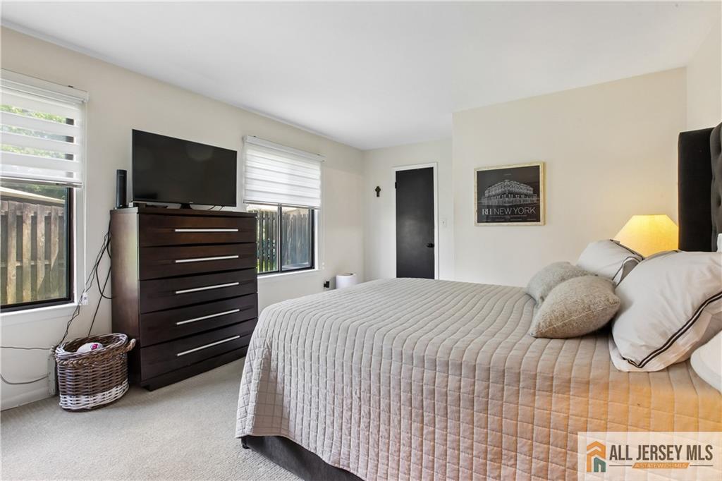 2 Park Gate Drive 1002, Edison, NJ, 08820 image 18