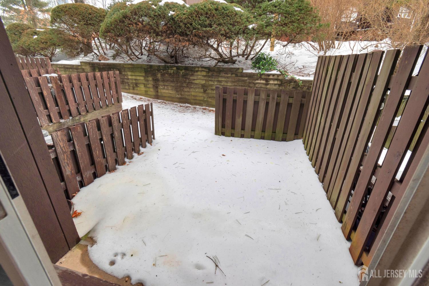 163 Marion Drive Image 4