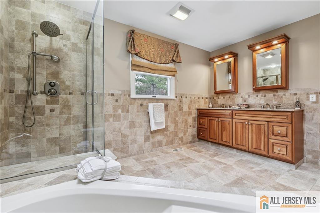 98 King Street, Edison, NJ, 08820 image 22