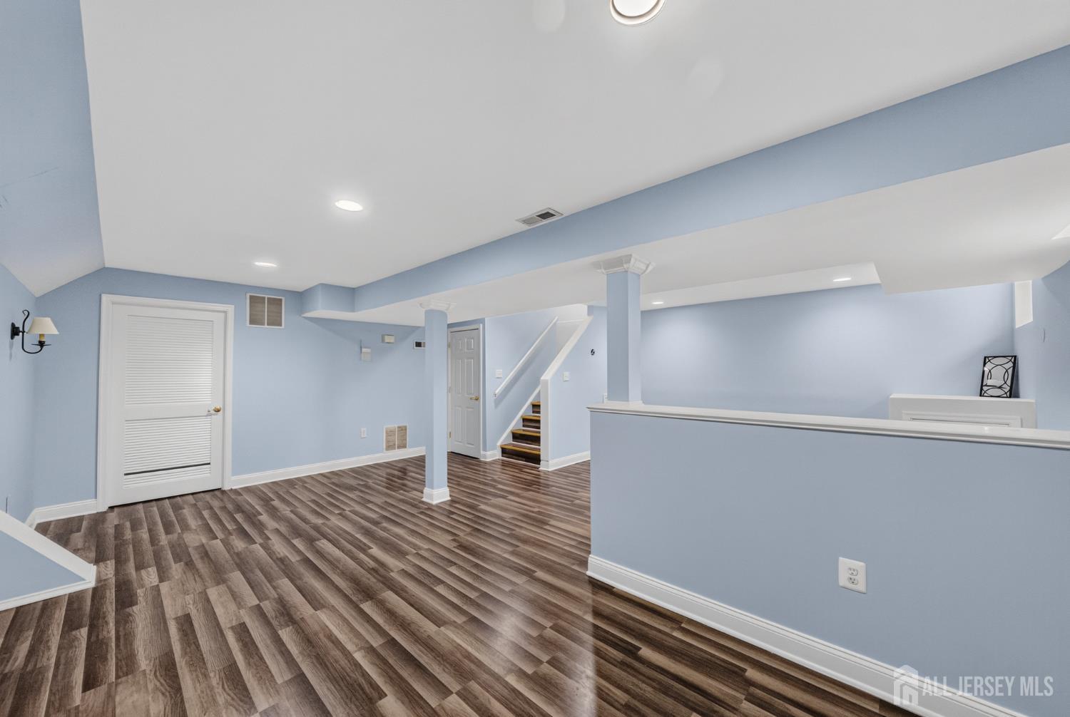 303 Cobblestone Court, South Brunswick, NJ, 08852 image 35