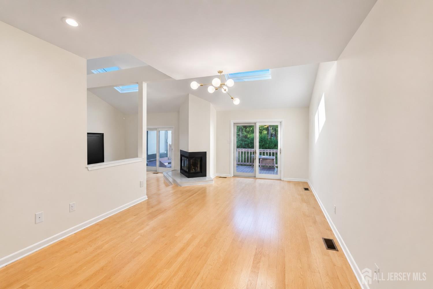 187 Sayre Drive, Plainsboro, NJ, 08540 image 23