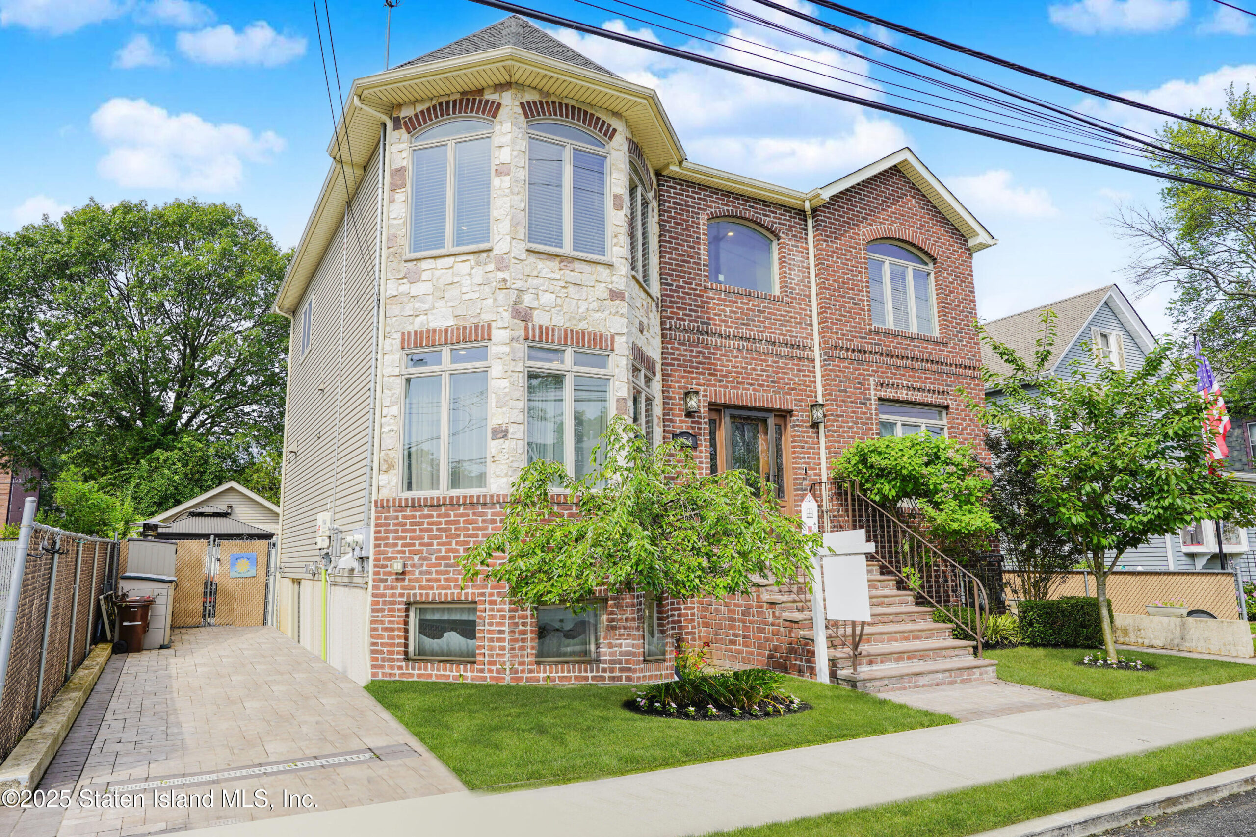 254 Wood Avenue Image 2