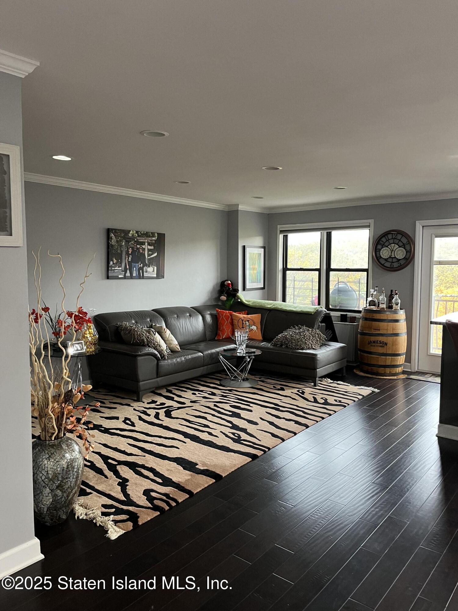 1000 Clove Road 6-o & 6-p, Staten Island, NY, 10301 image 9
