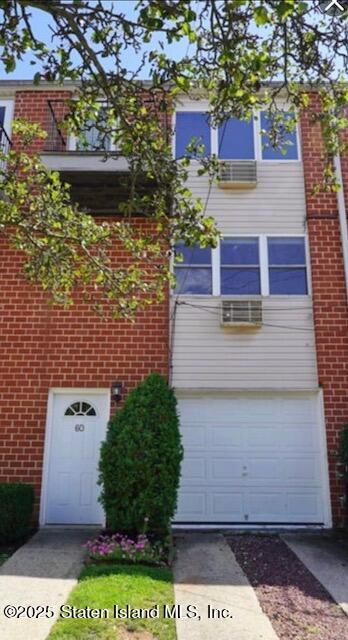 60 Francine Court B Image 2