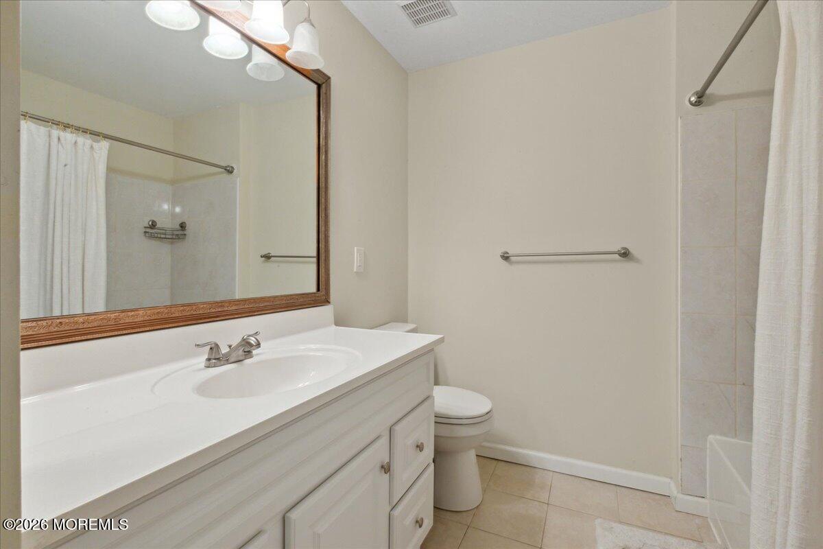 36 Saxton Road, Farmingdale, NJ, 07727 image 21