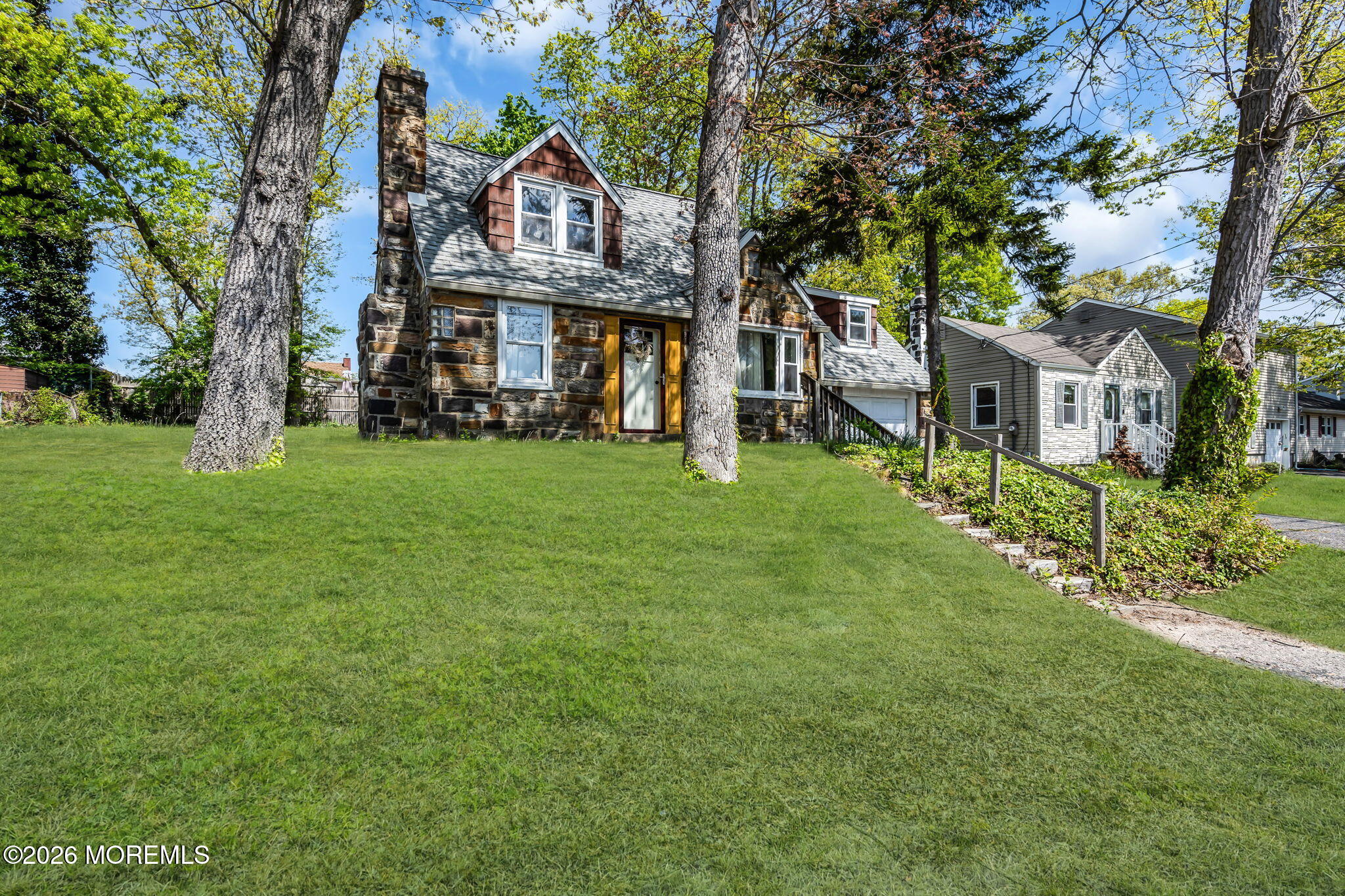 291 18th Avenue Image 3