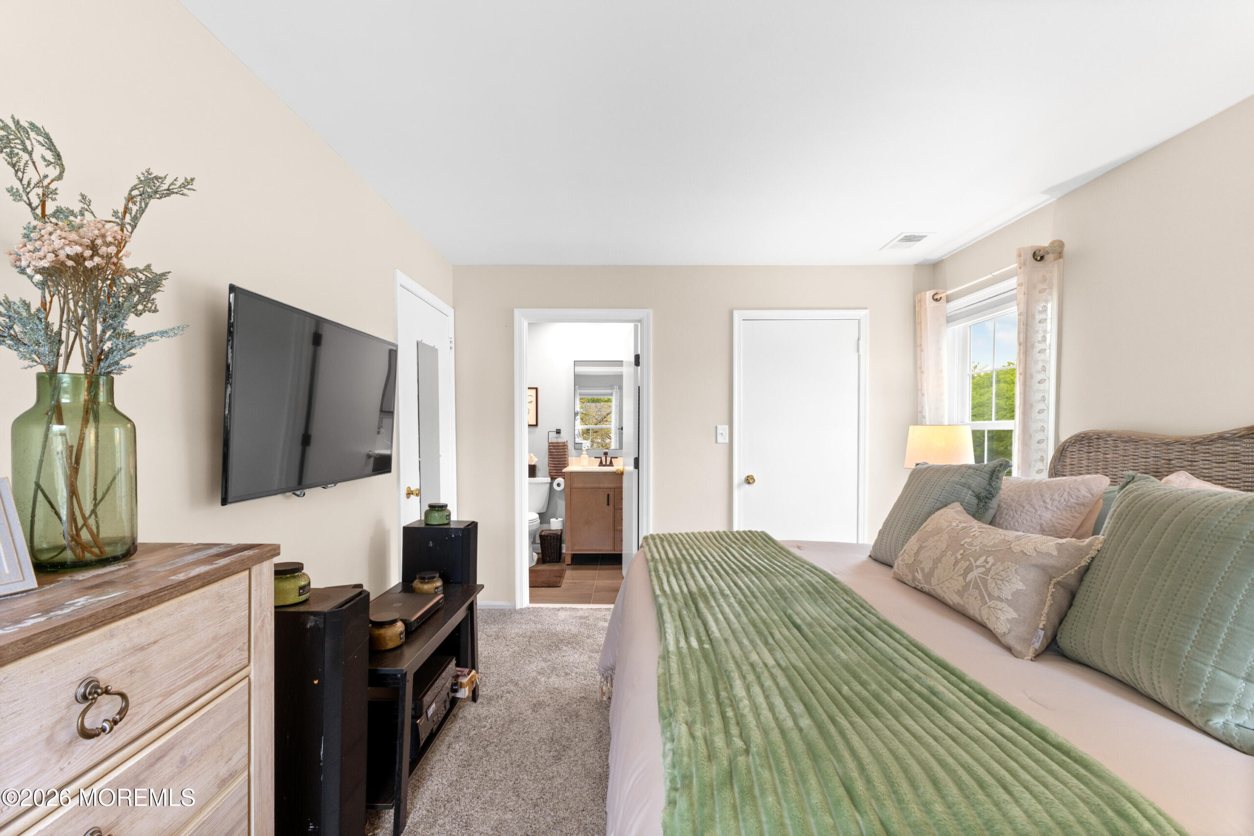 94 Briarwood Court, Howell, NJ, 07731 image 16