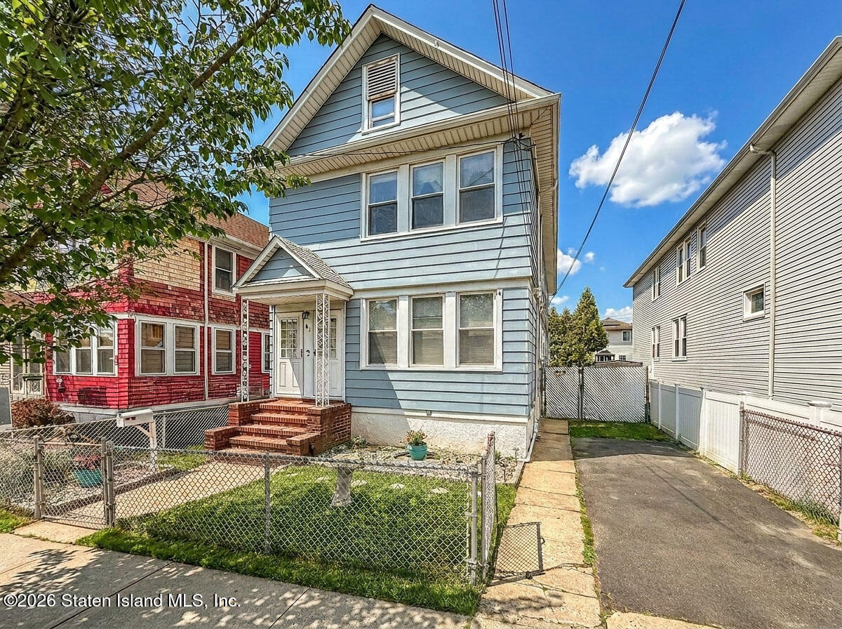 61 Ronald Avenue Image 1