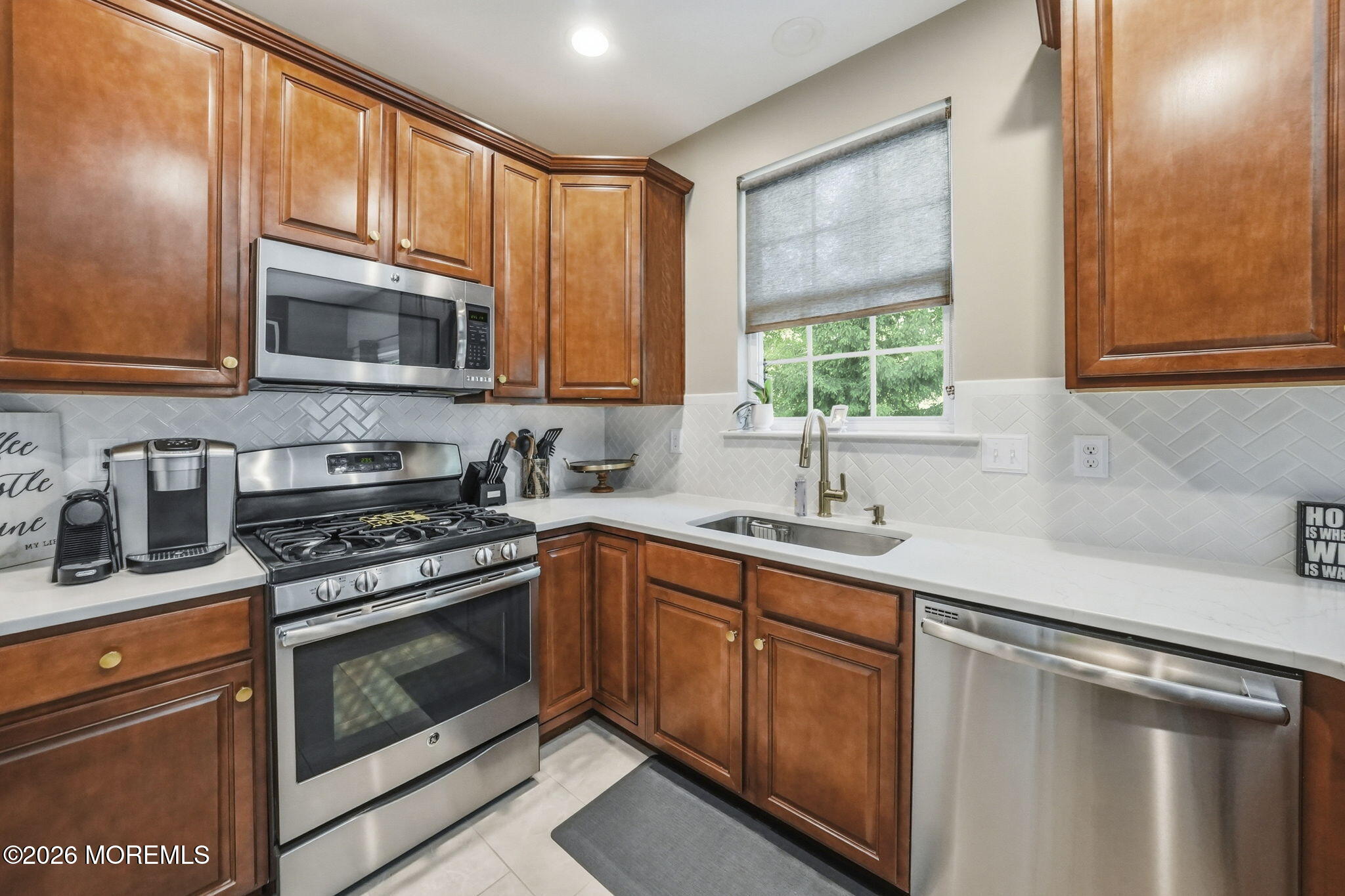 239 Chickadee Court, Freehold, NJ, 07728 image 9