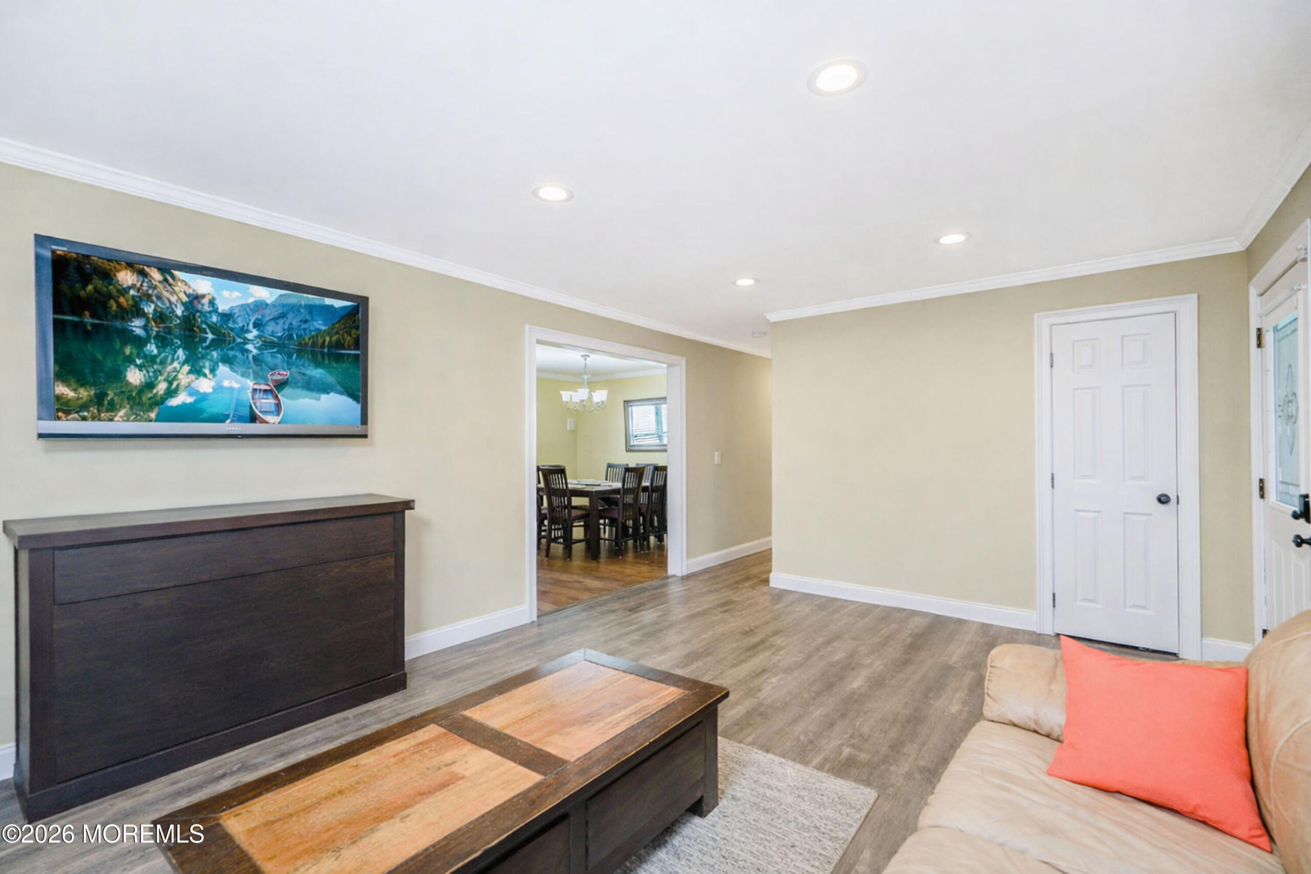1117 Verdant Road Image 5