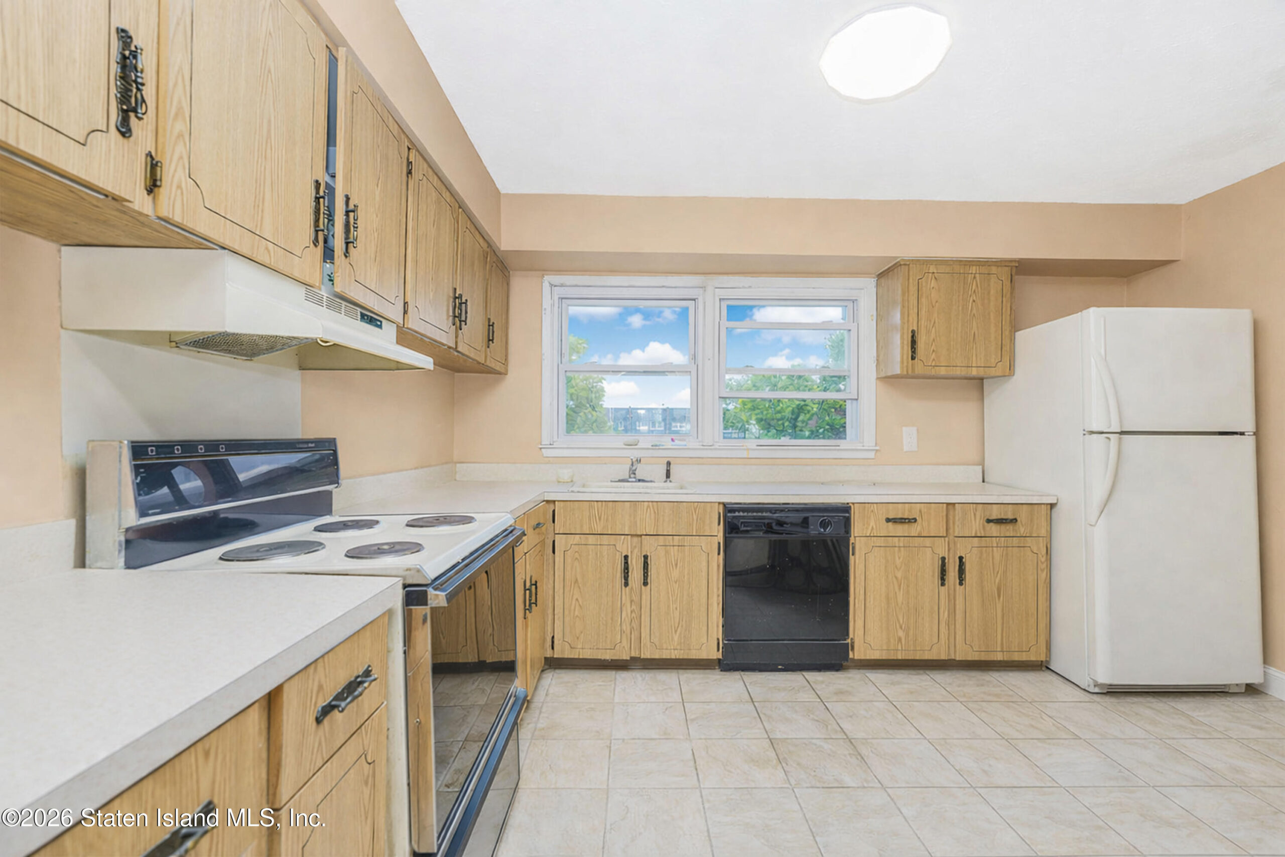 52 Yacht Club Cove 52, Staten Island, NY, 10308 image 14