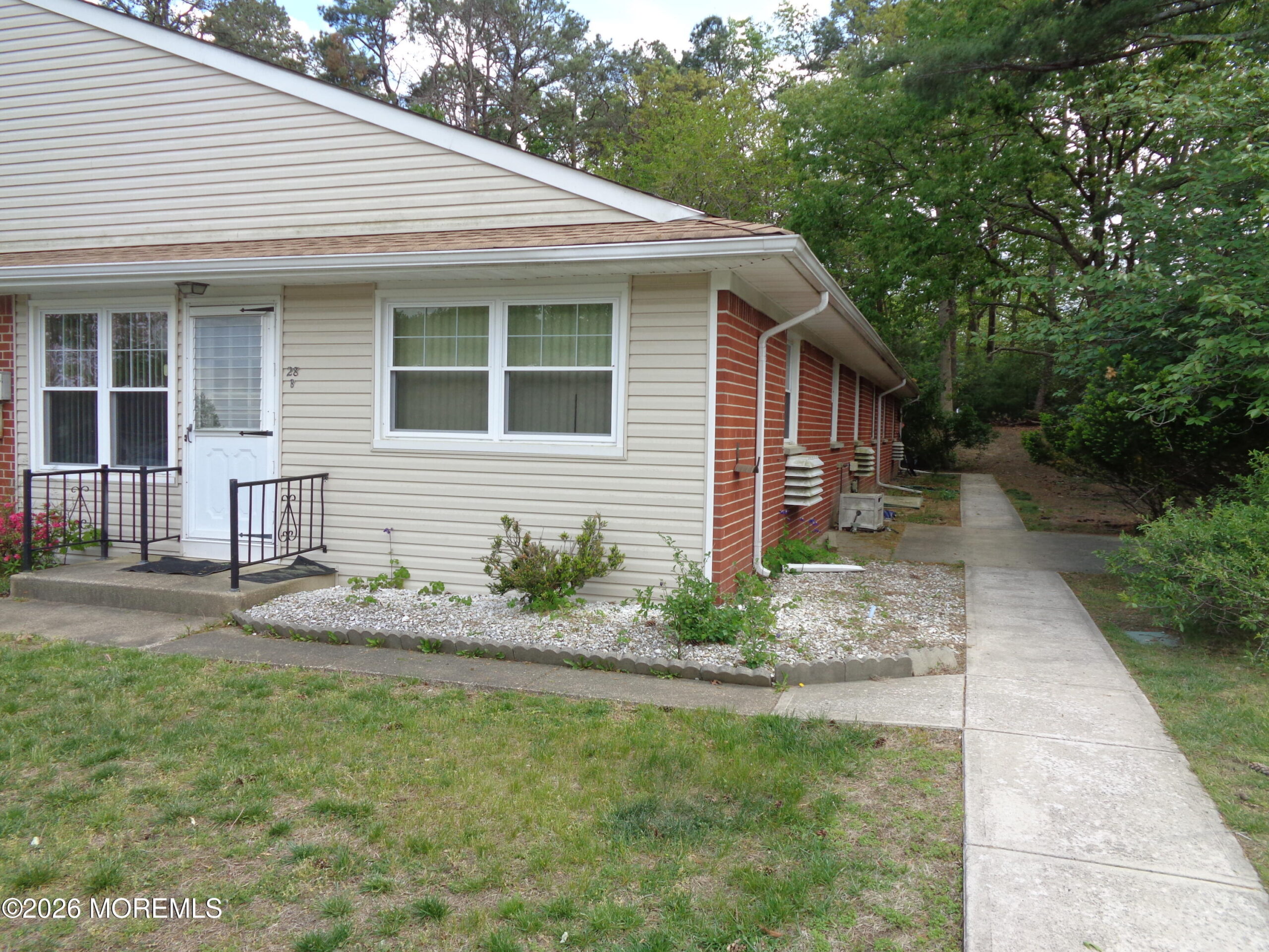 28 B Snowberry Lane Image 2