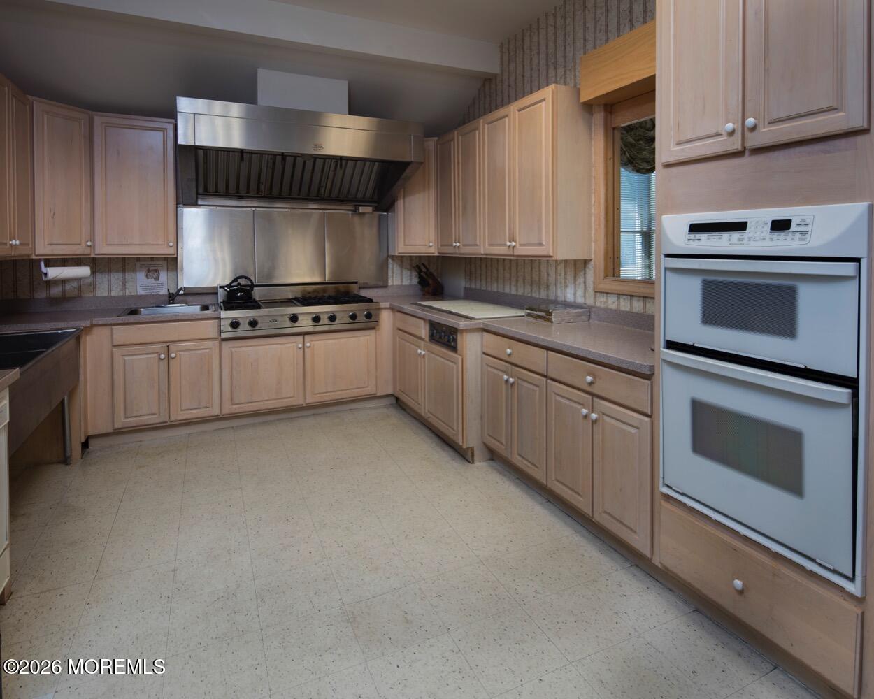 1214 Winding Brook Way, Whiting, NJ, 08759 image 21