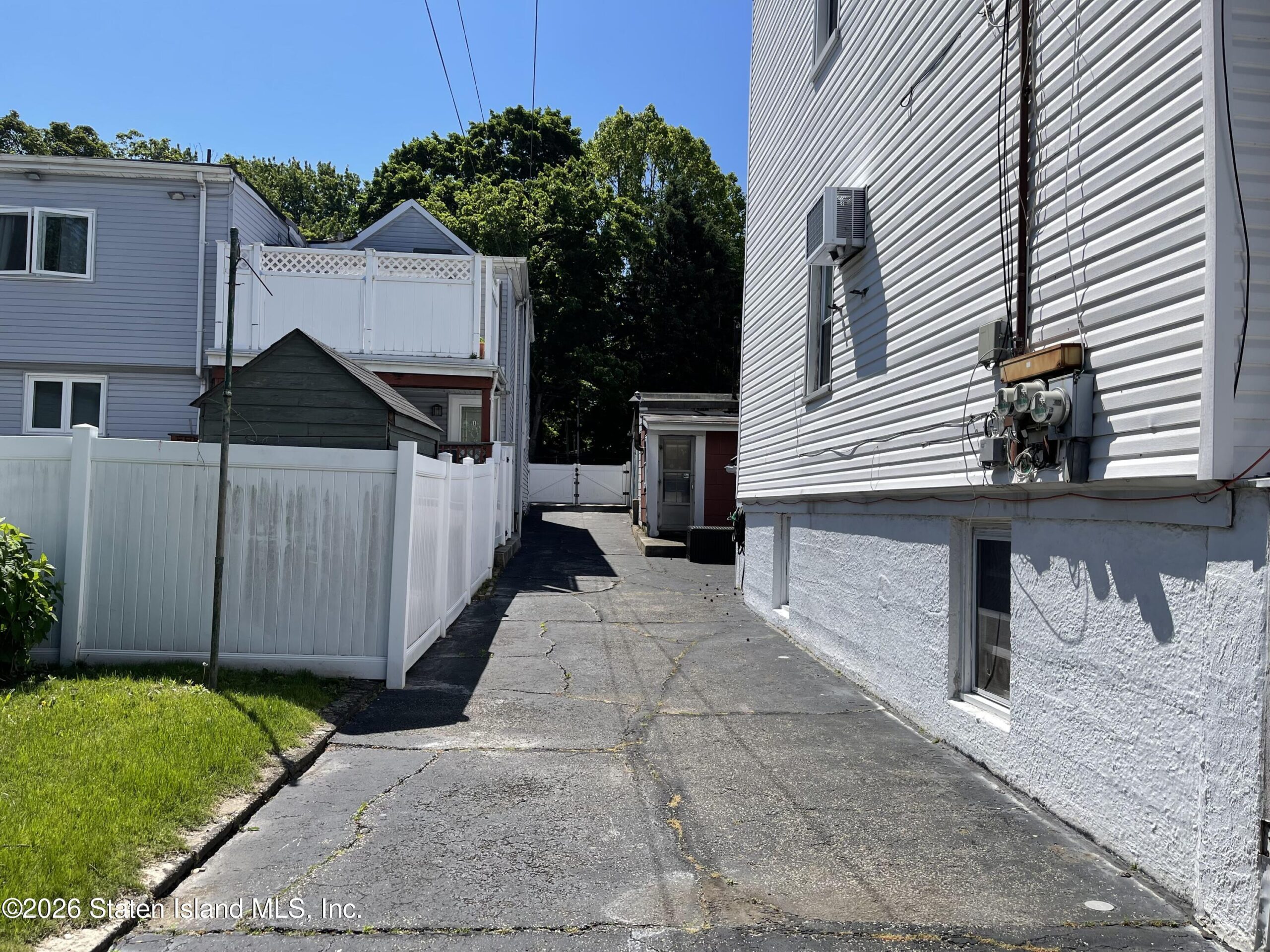 252 Saint Marys Avenue, Staten Island, NY, 10305 image 32