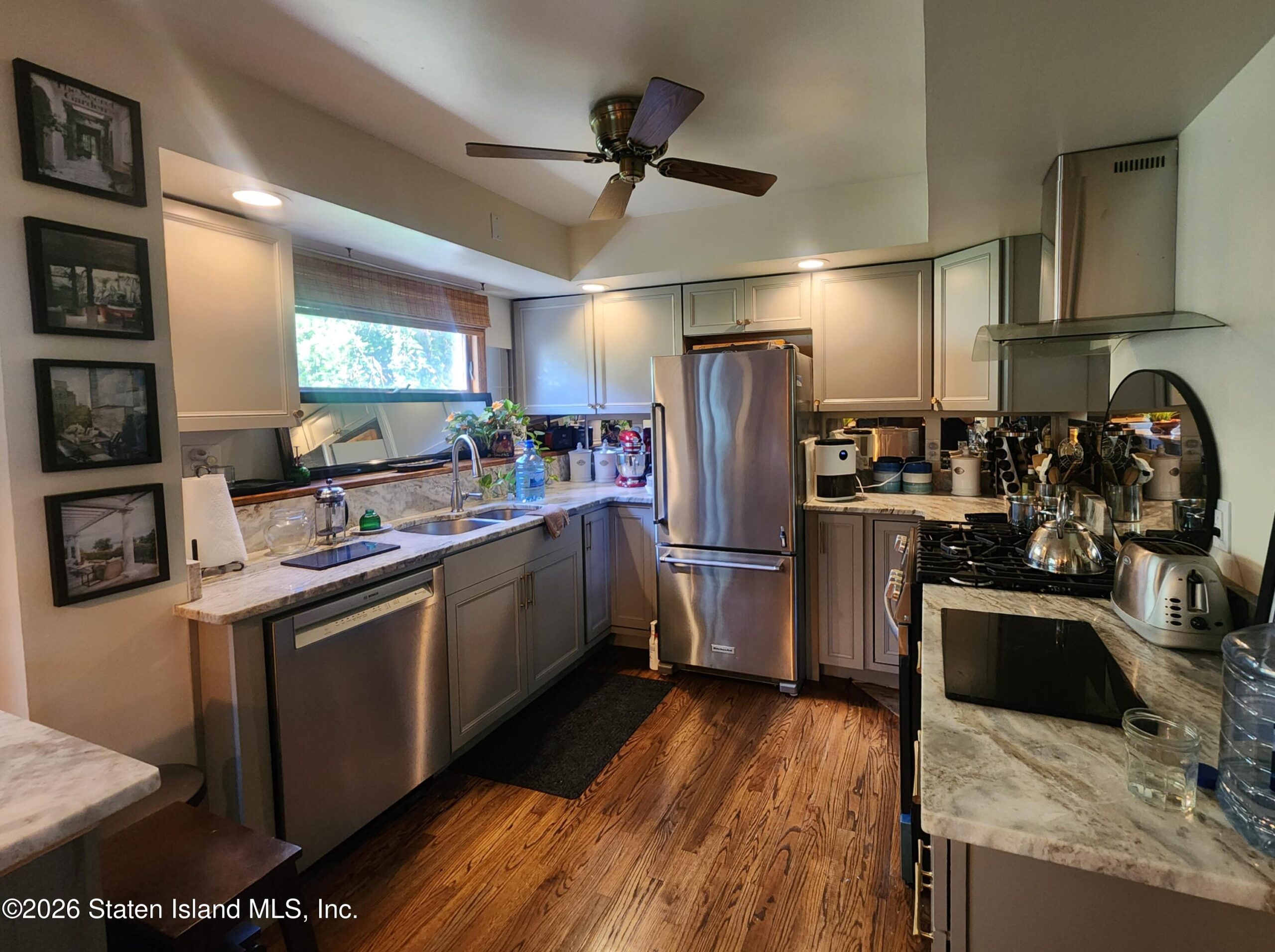 16 Manor Court, Staten Island, NY, 10306 image 10