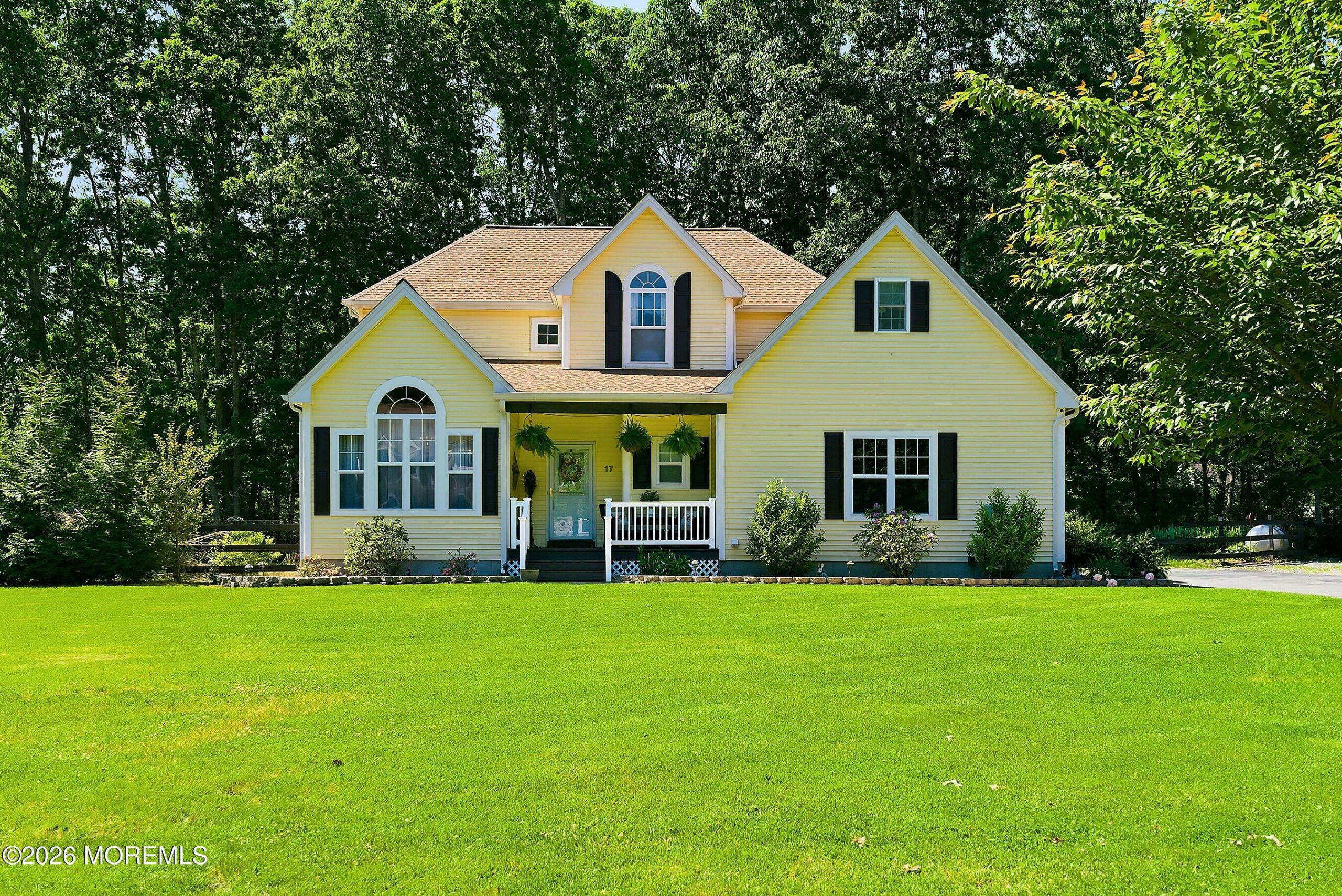 17 Country Woods Drive Image 1