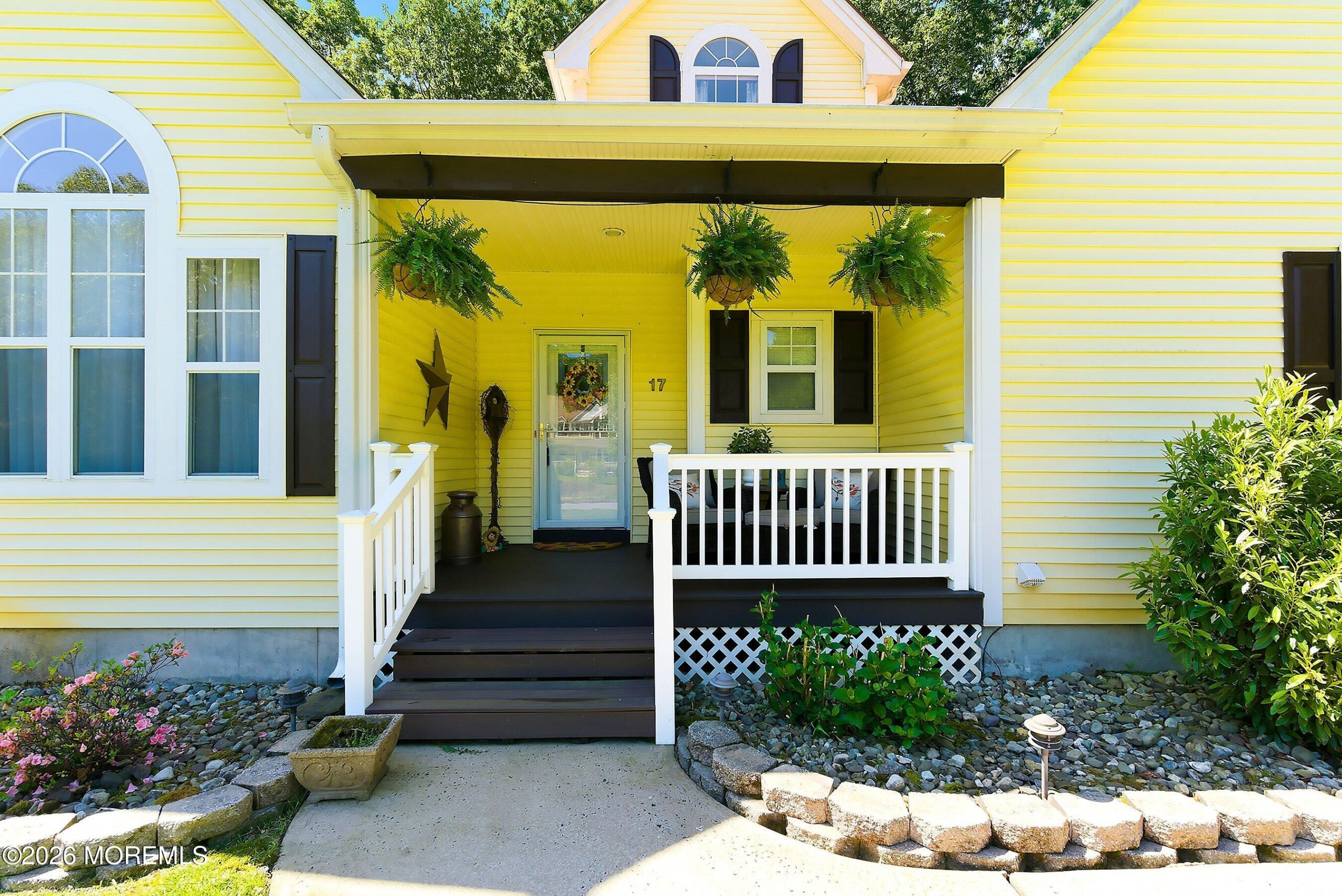 17 Country Woods Drive Image 3
