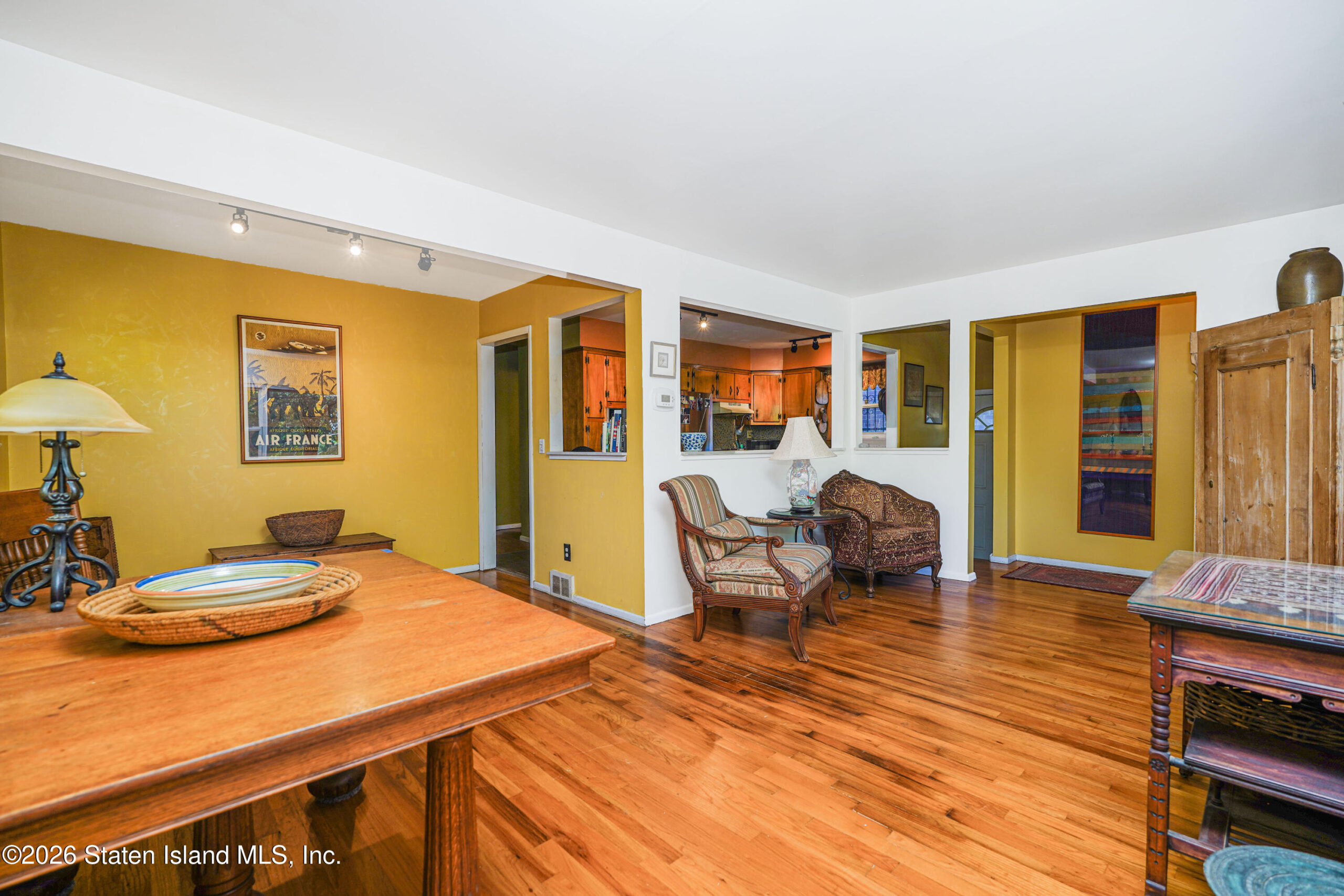 95 Franklin Avenue Image 5