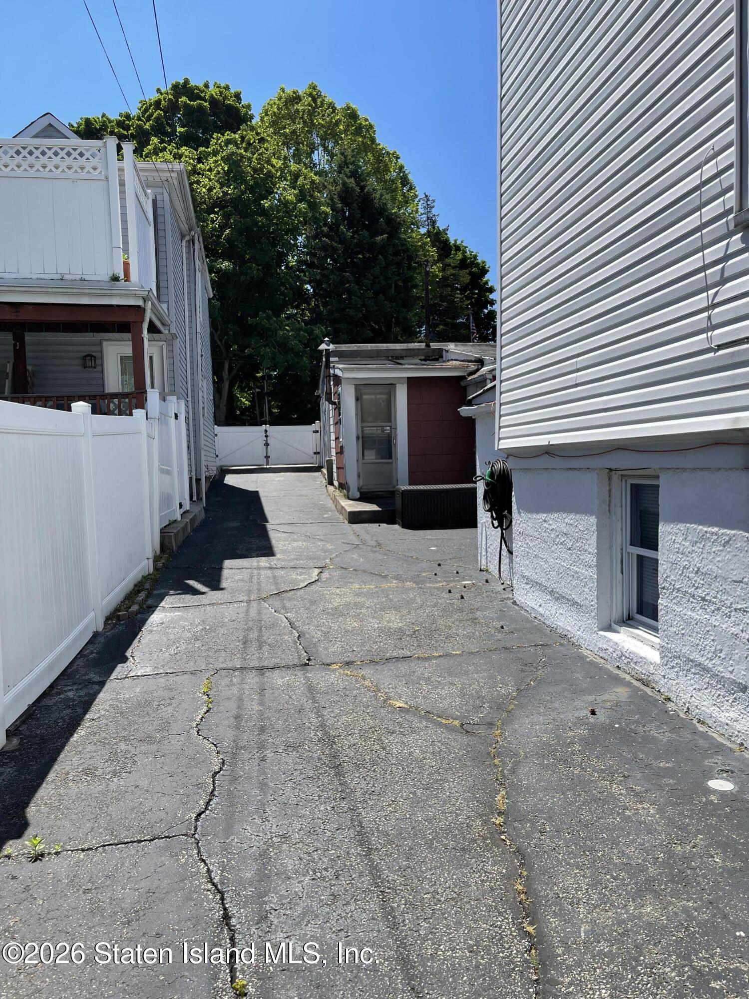 252 Saint Marys Avenue, Staten Island, NY, 10305 image 34