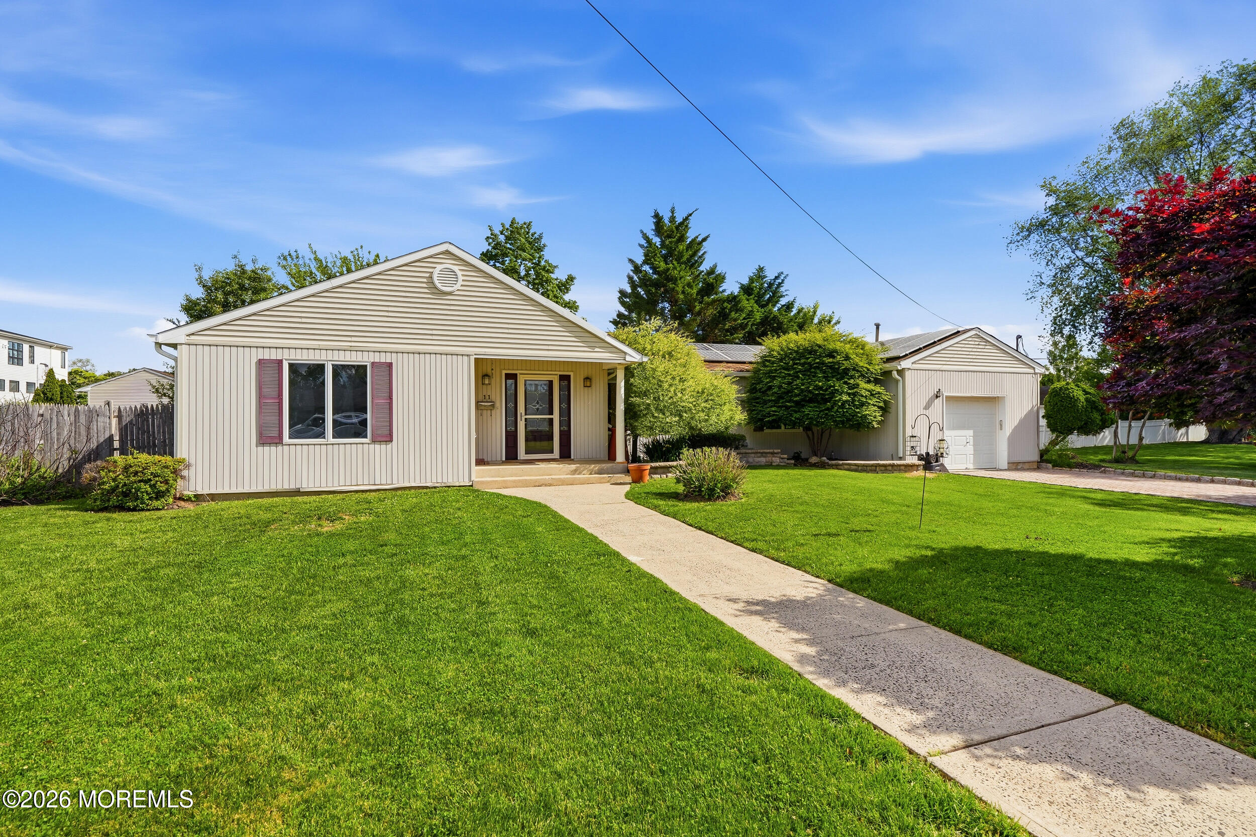 11 Girard Avenue Image 3