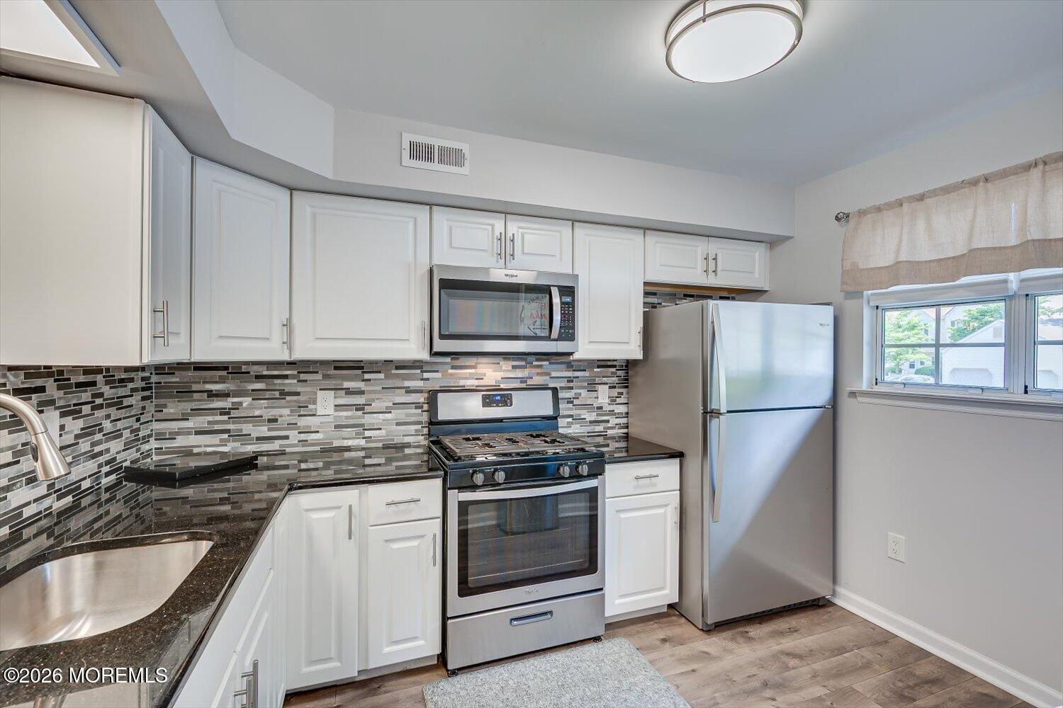 732 Darlington Drive Image 5