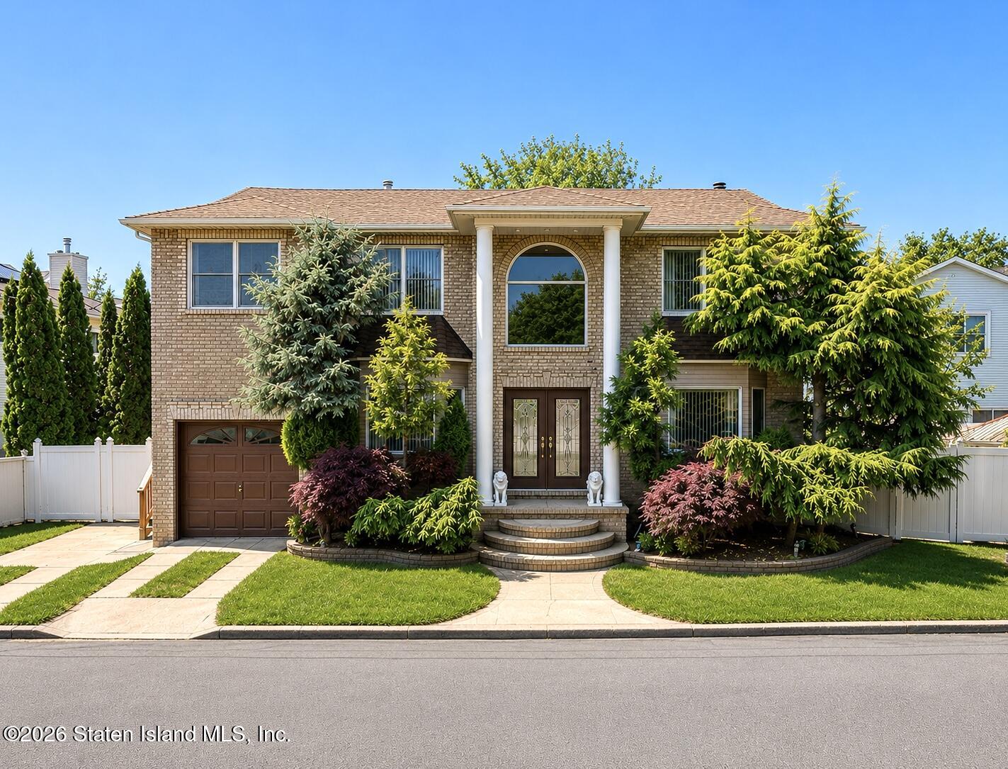 18 Sylvan Court, Staten Island, NY, 10307