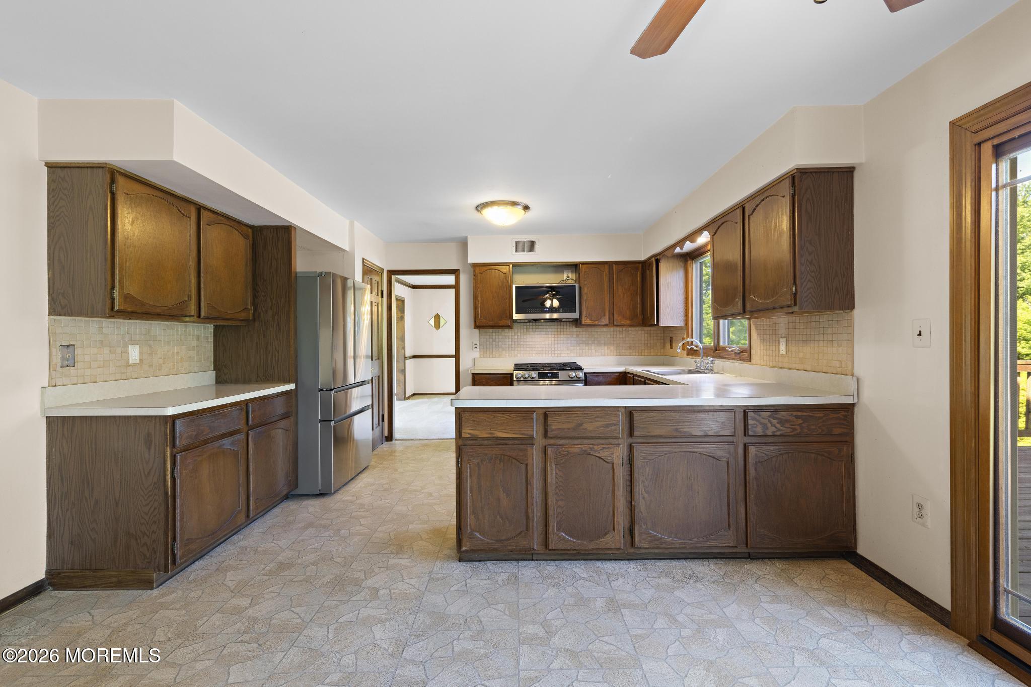 31 Vaughn Drive, Middletown, NJ, 07748 image 17