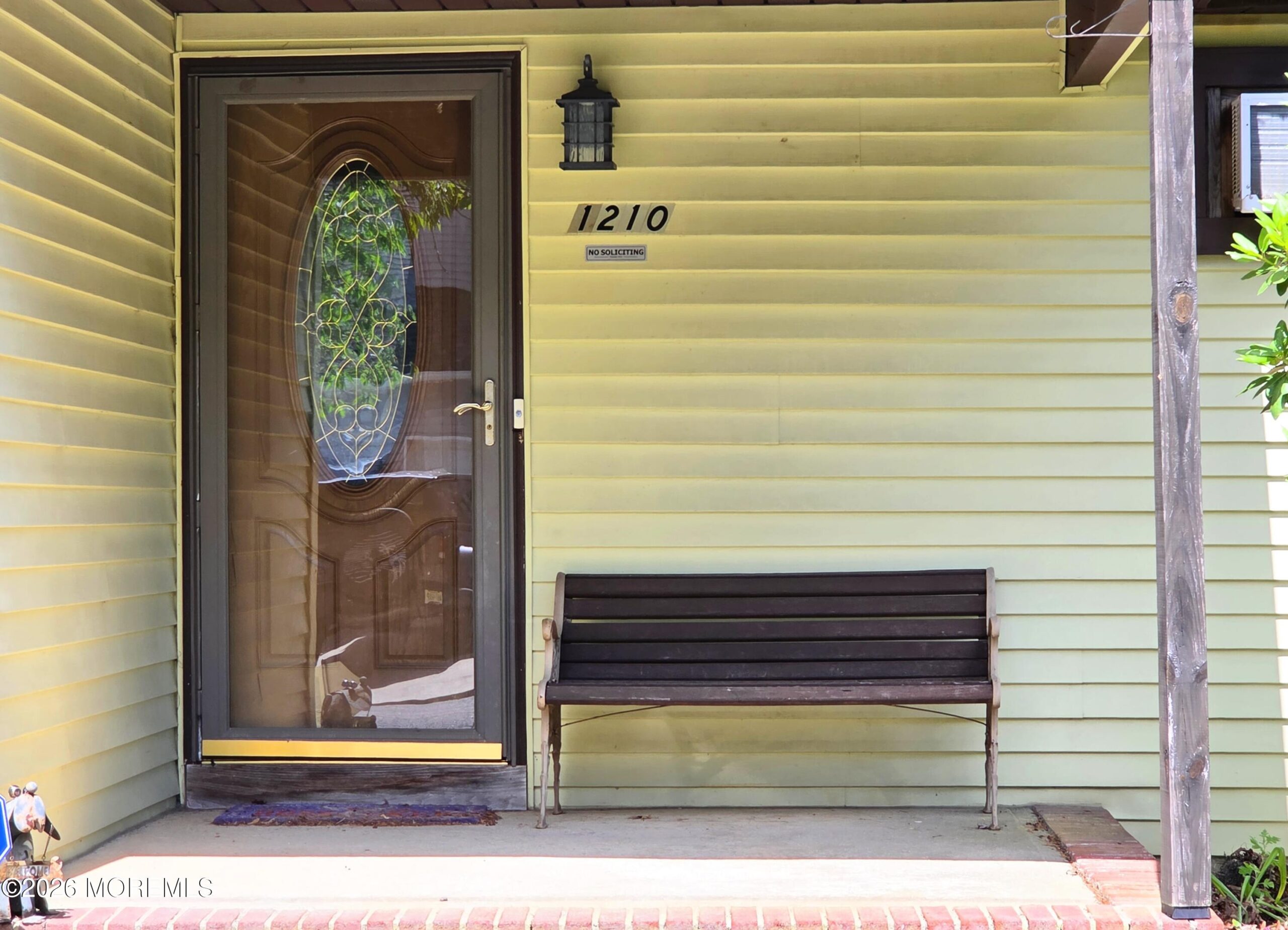 1210 Taylor Lane Image 4