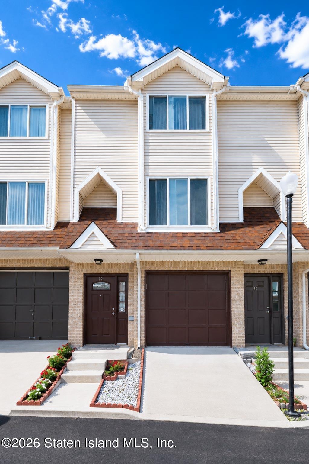 22 Tone Lane, Staten Island, NY, 10305