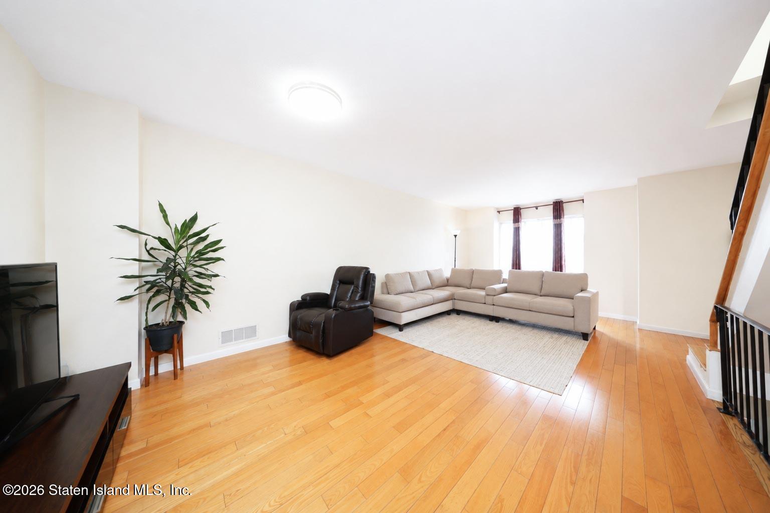 22 Tone Lane Image 4