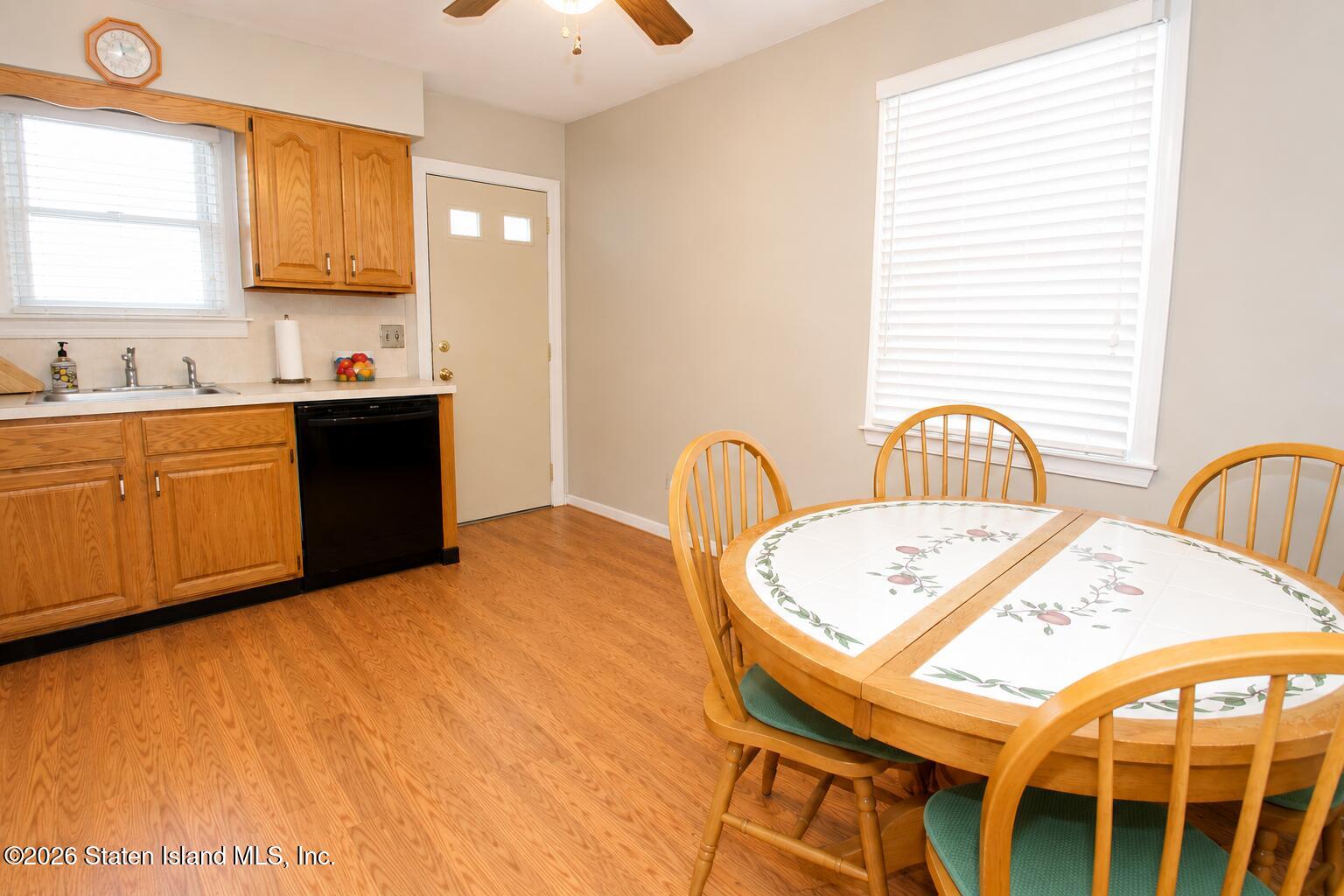 133 Corbin Avenue Image 3