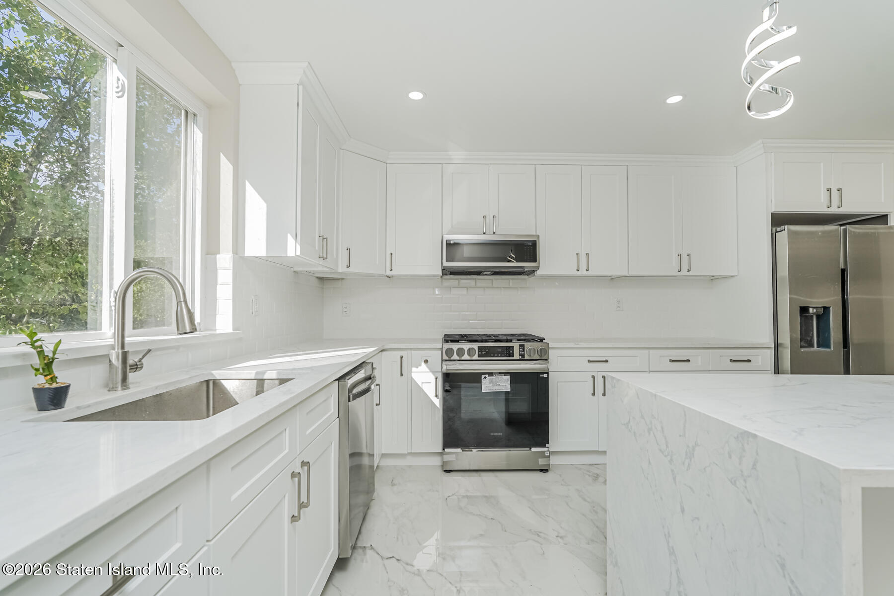 124 Pembrook Loop, Staten Island, NY, 10309 image 7