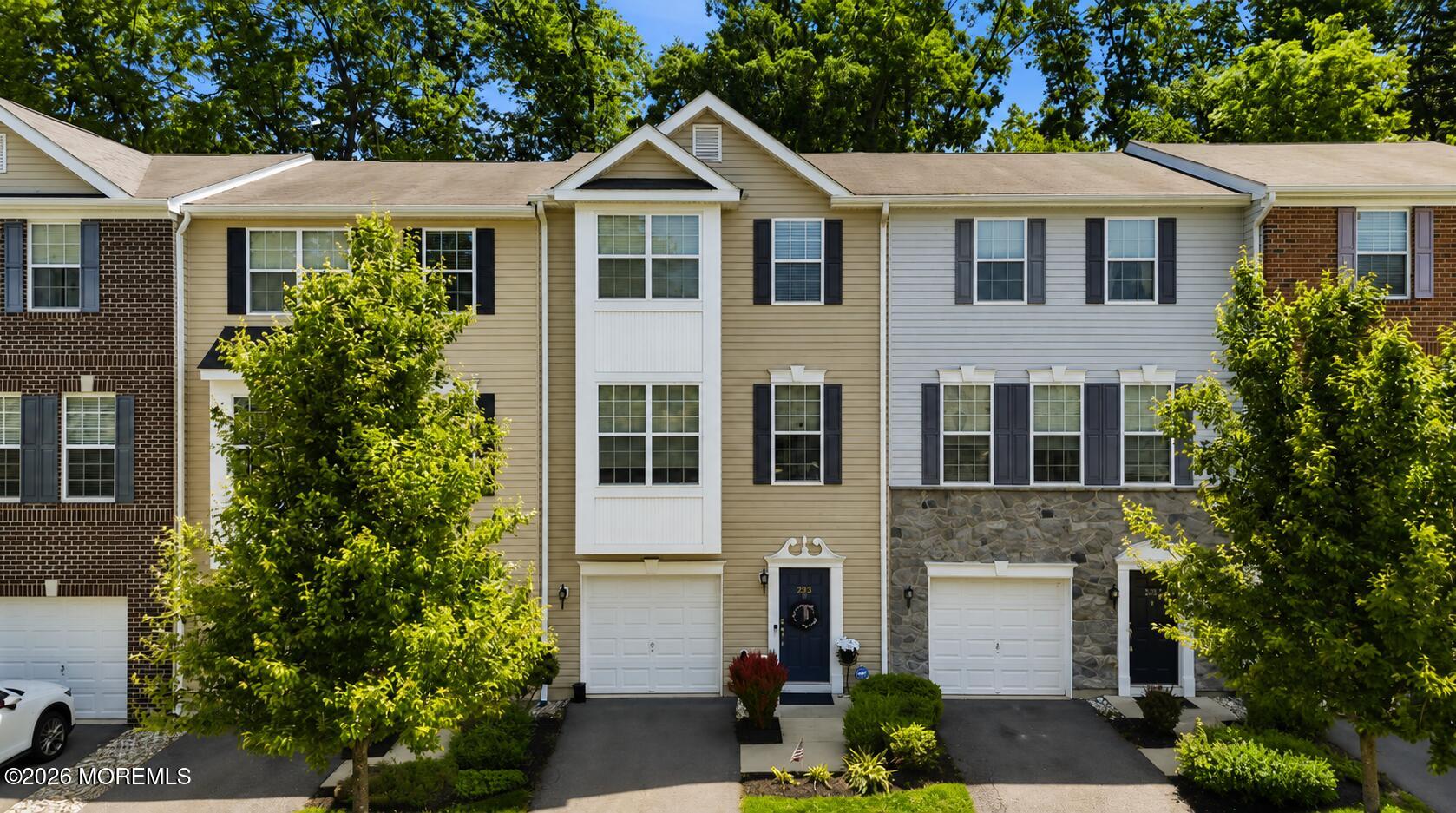 239 Chickadee Court Image 1
