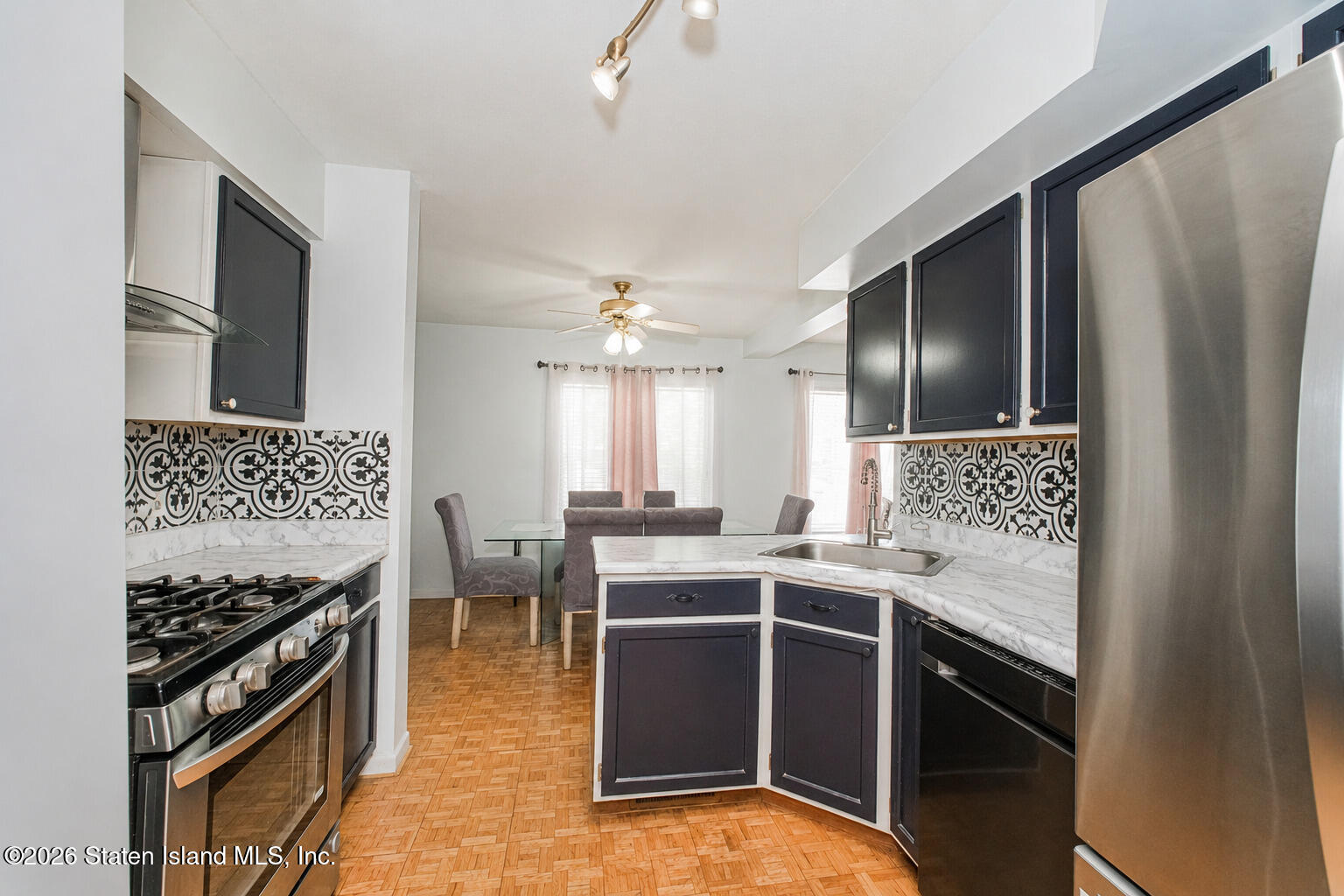548 Ilyssa Way, Staten Island, NY, 10312 image 7