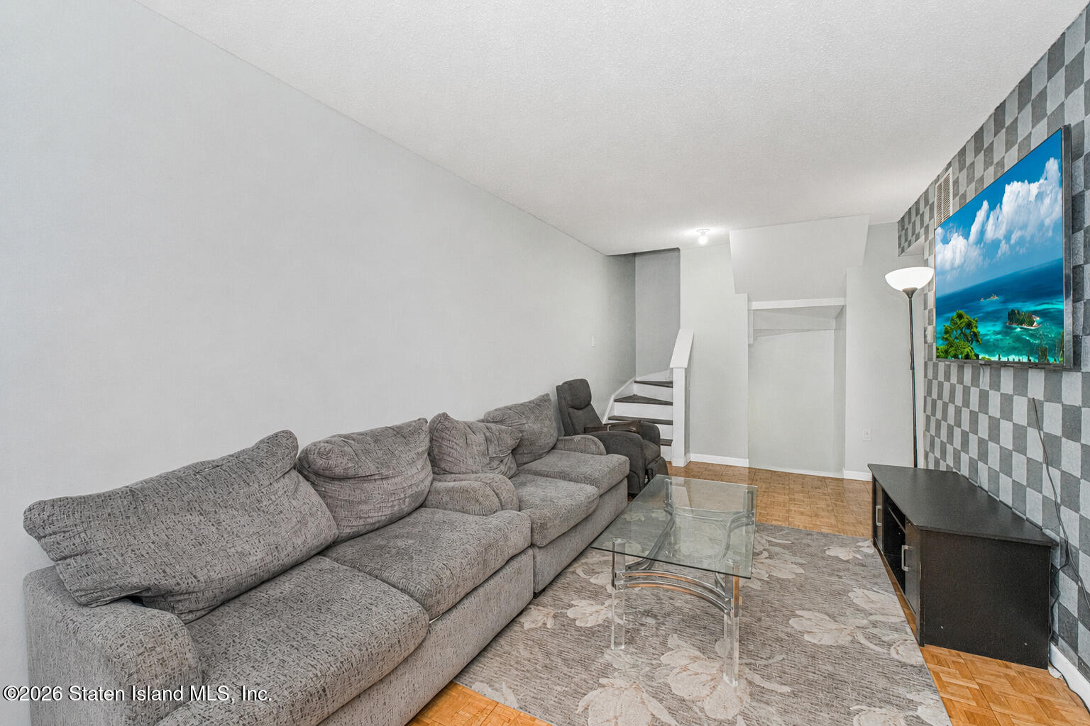 548 Ilyssa Way, Staten Island, NY, 10312 image 10