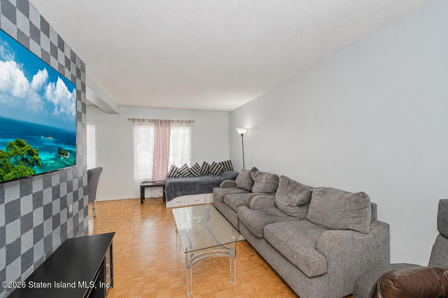 548 Ilyssa Way, Staten Island, NY, 10312 image 11