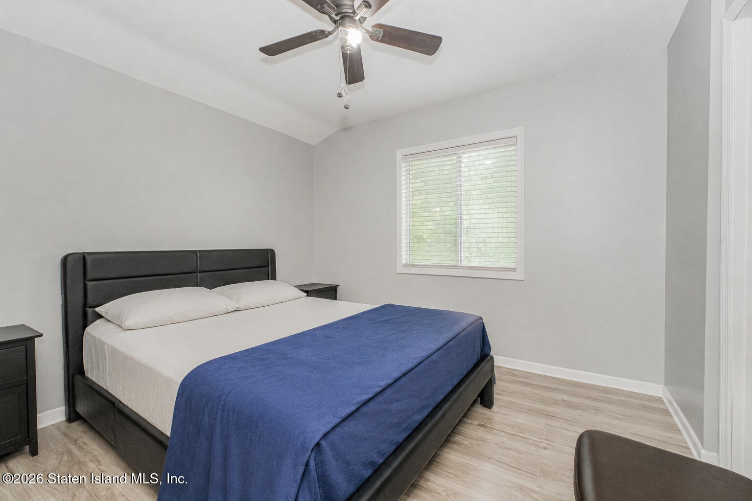 548 Ilyssa Way, Staten Island, NY, 10312 image 17
