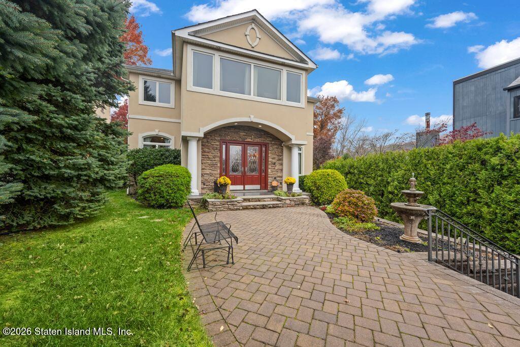 38 Ridge Avenue Image 2