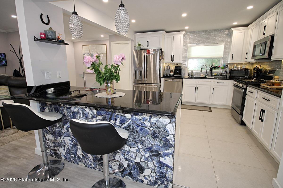 8 Poland Place, Staten Island, NY, 10314 image 7