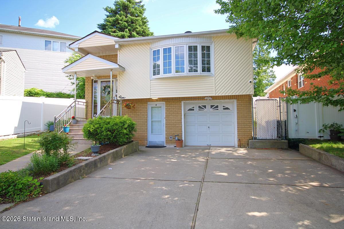 8 Poland Place, Staten Island, NY, 10314