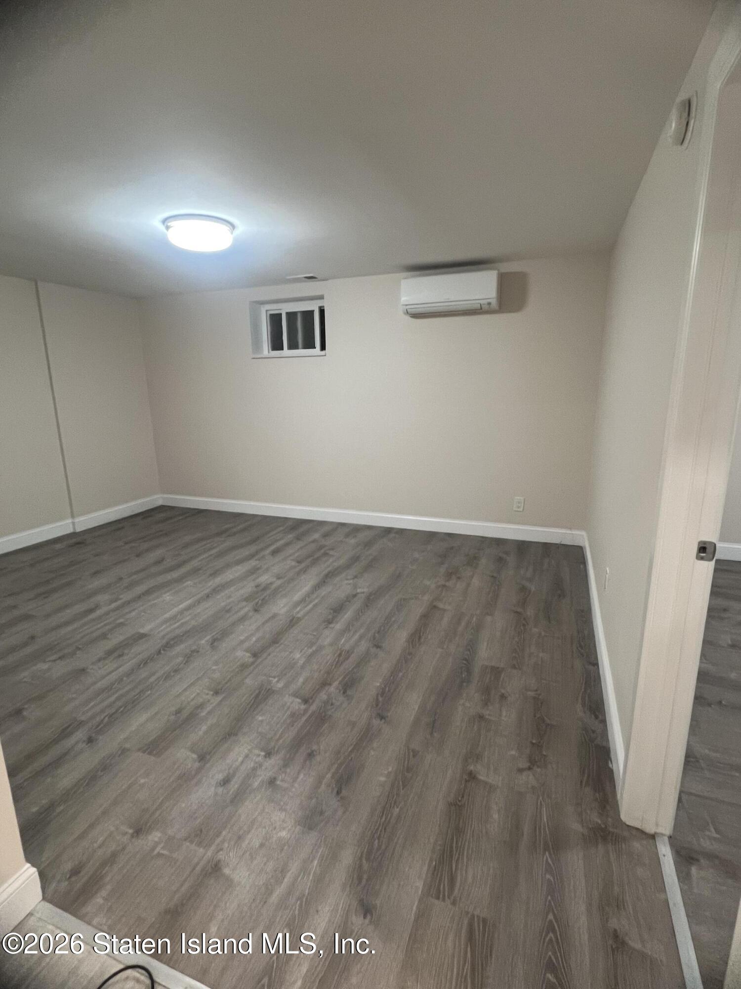 8 Poland Place, Staten Island, NY, 10314 image 24
