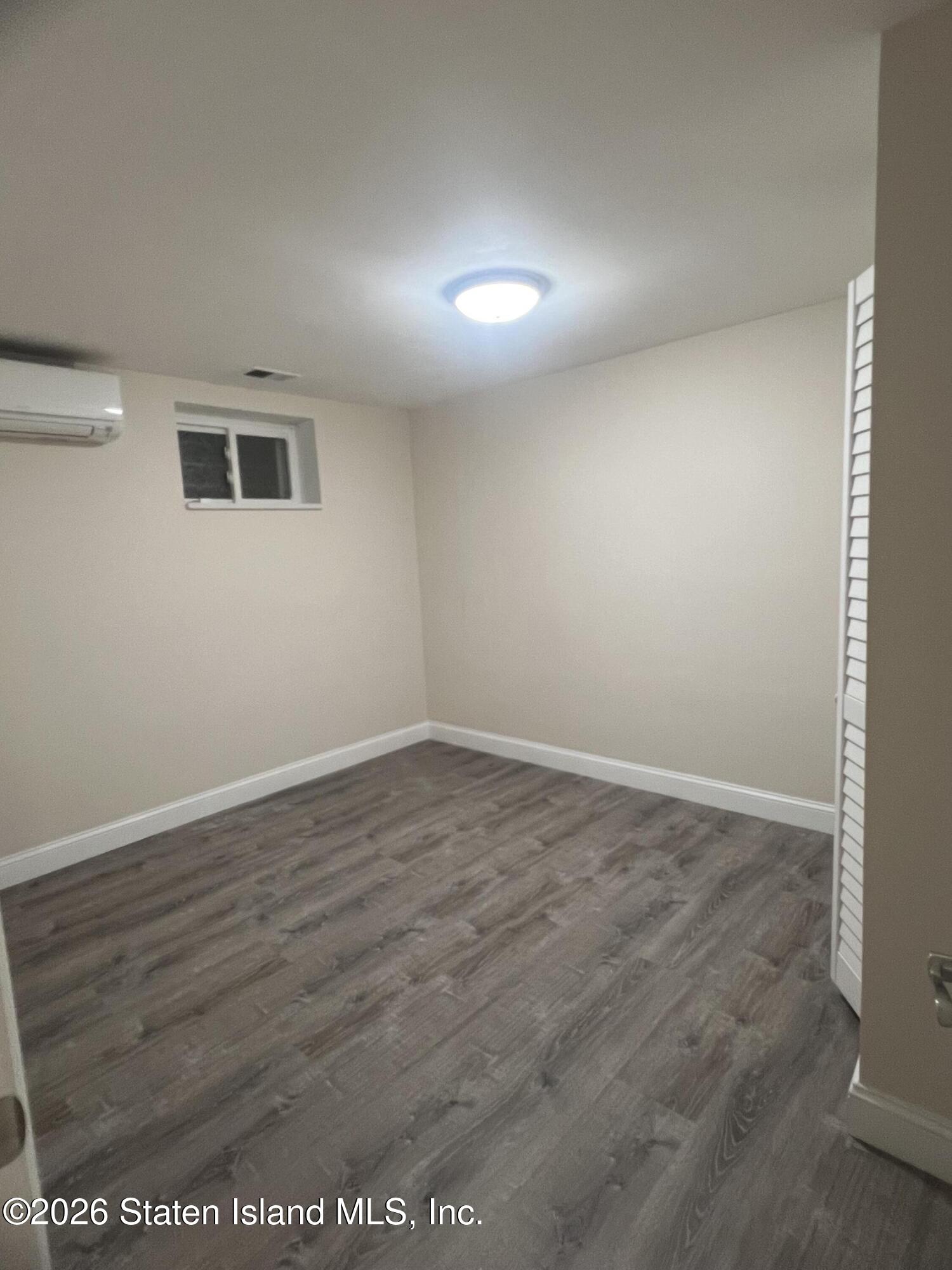 8 Poland Place, Staten Island, NY, 10314 image 23
