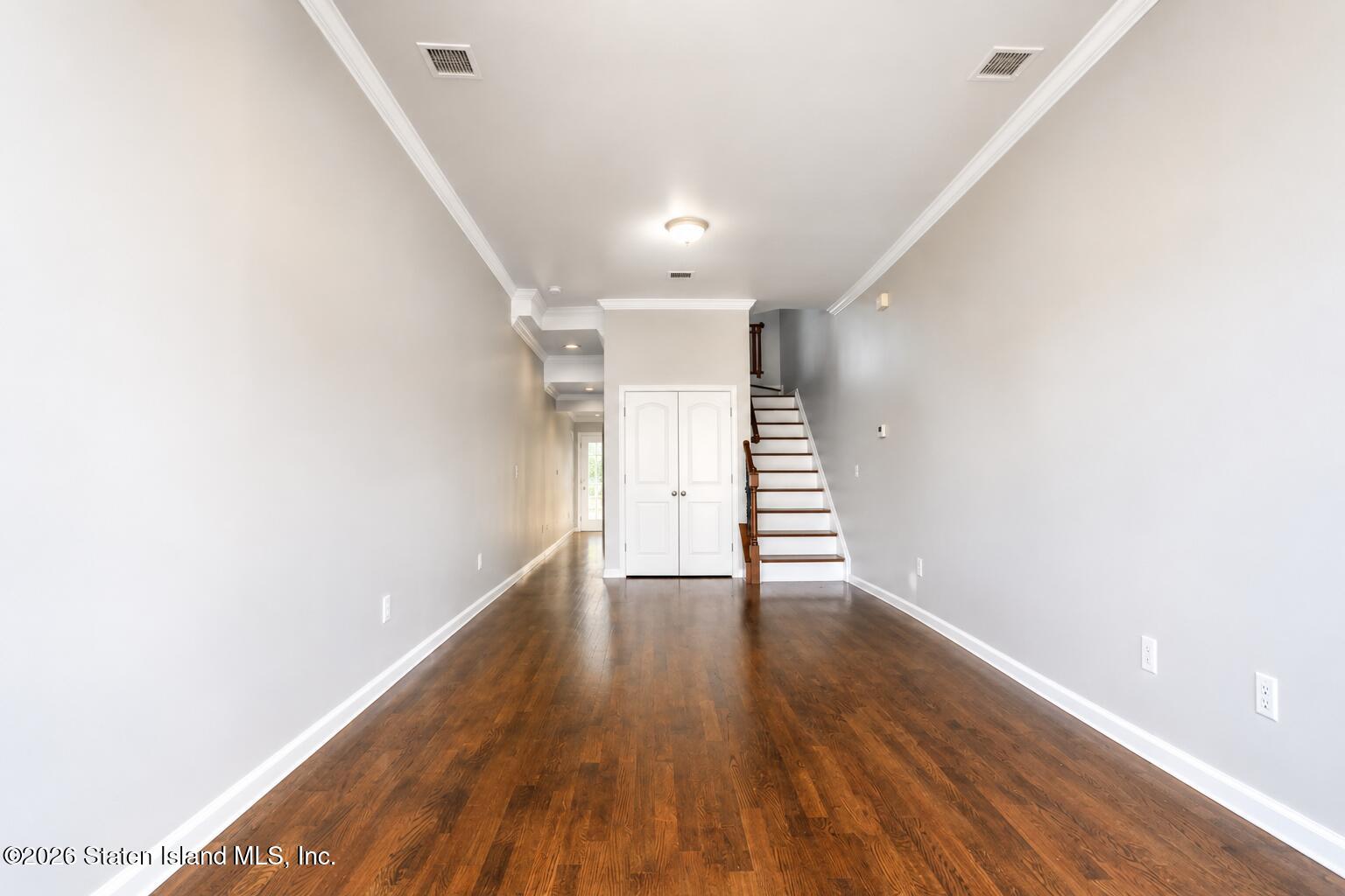 264 Richmond Hill Road Image 4