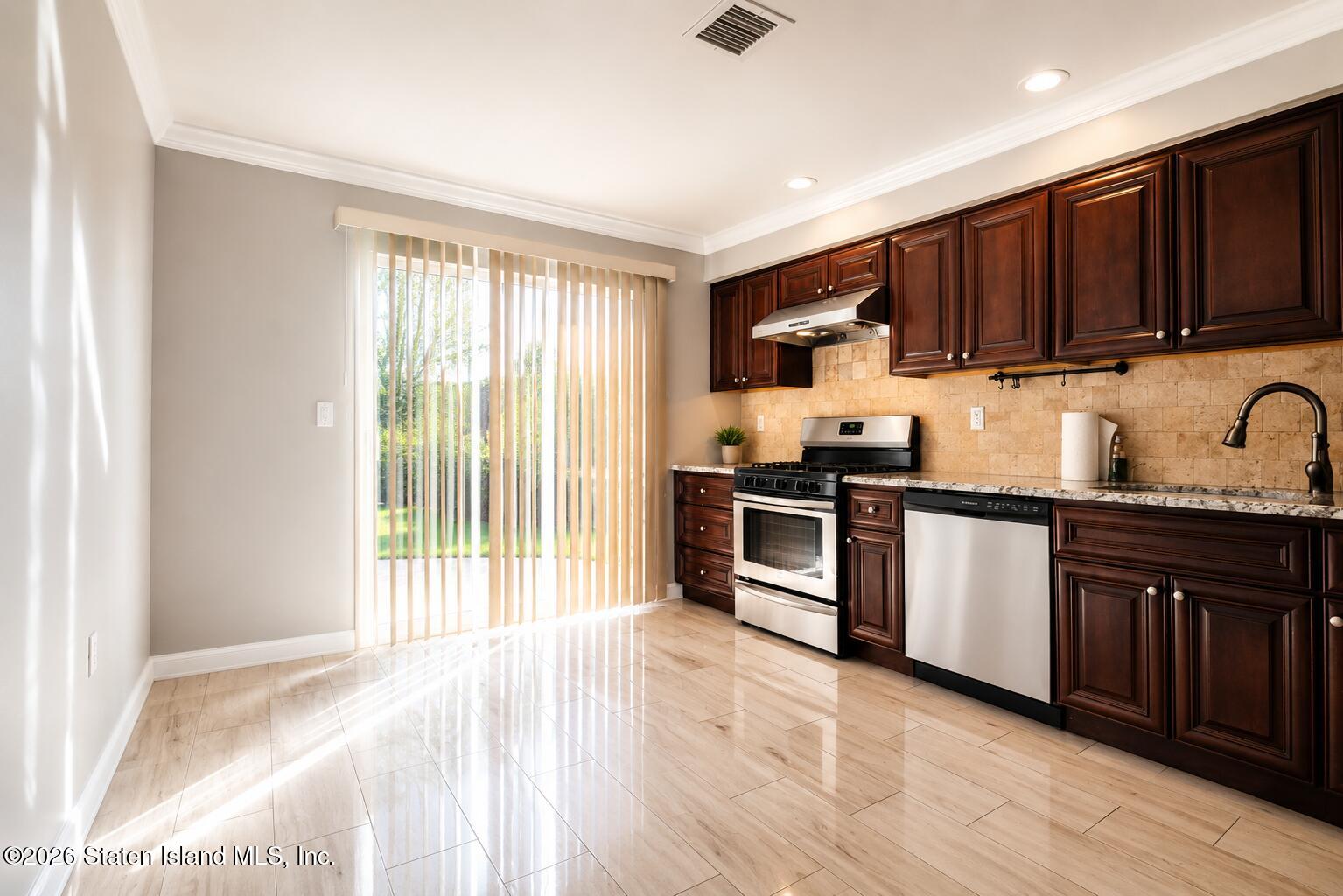 264 Richmond Hill Road, Staten Island, NY, 10314 image 6