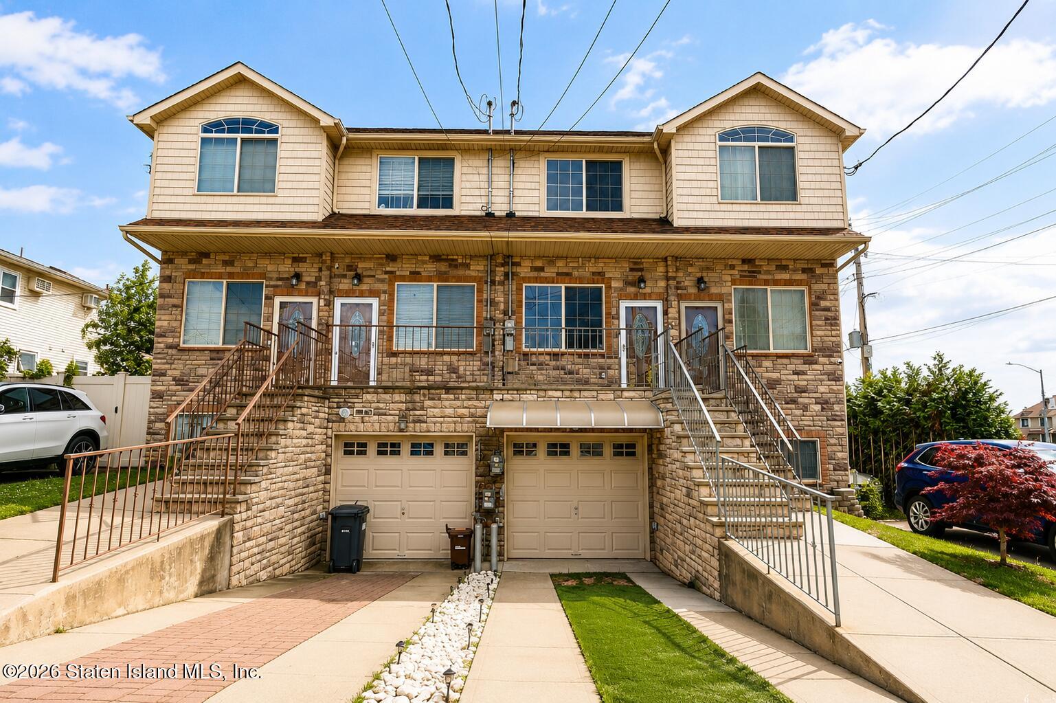 264 Richmond Hill Road Image 1