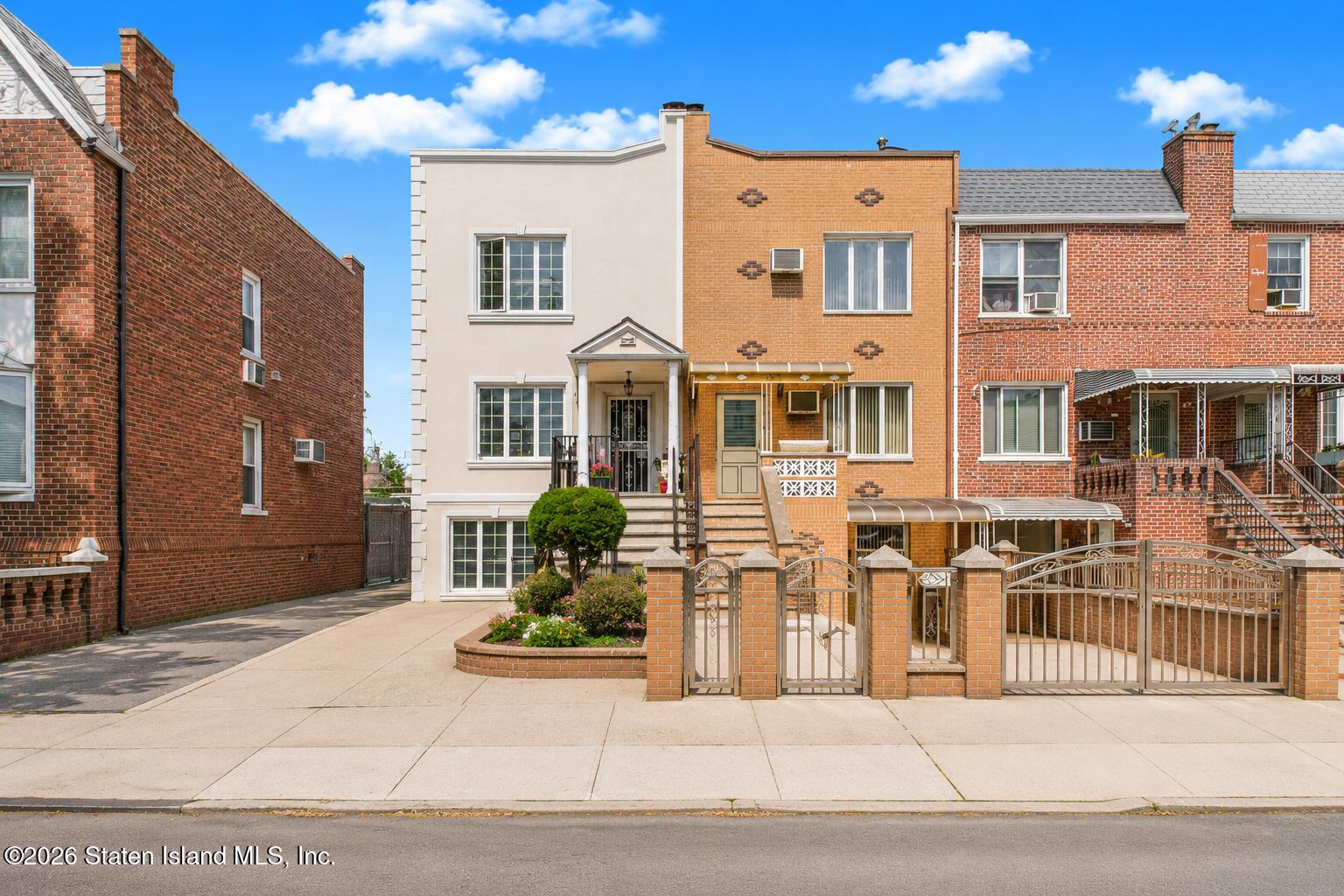 250 Bay 14th Street, Brooklyn, NY, 11214