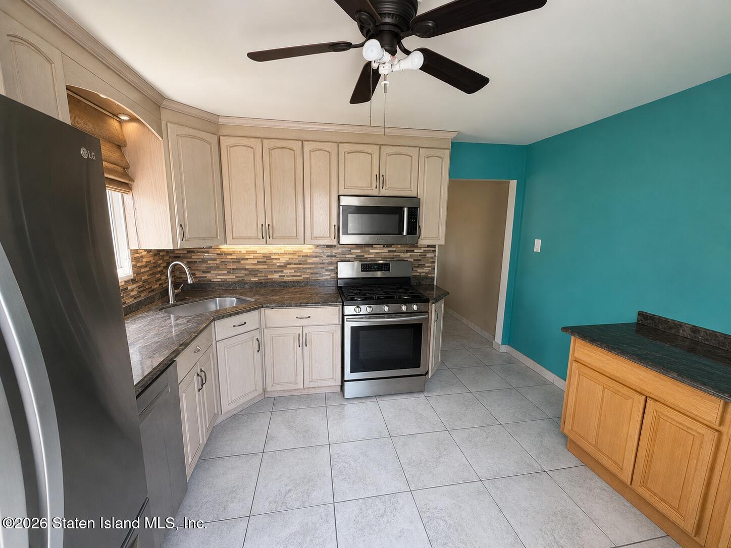 29 Hammock Lane, Staten Island, NY, 10312 image 16