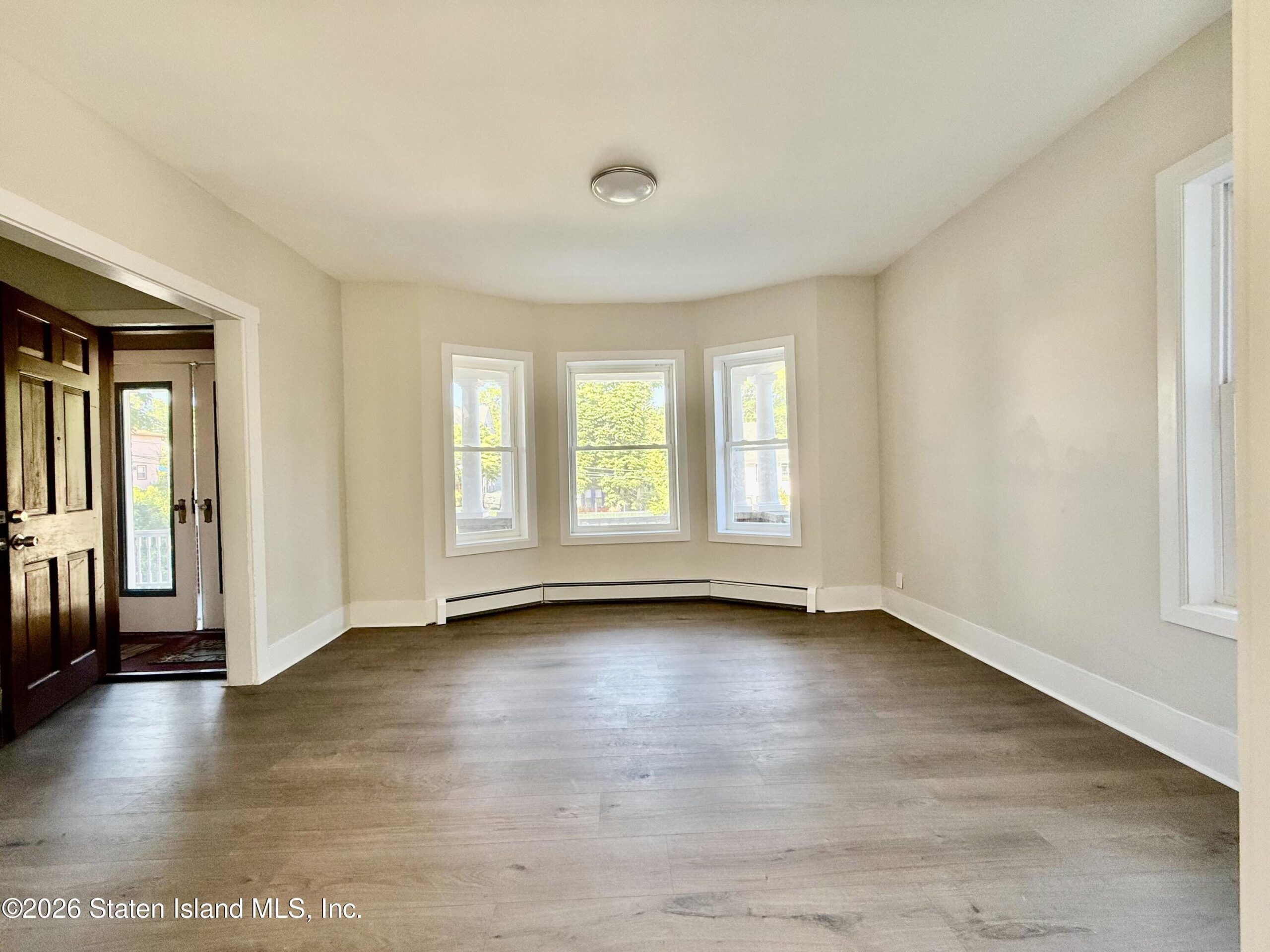 63 Highview Avenue Image 4
