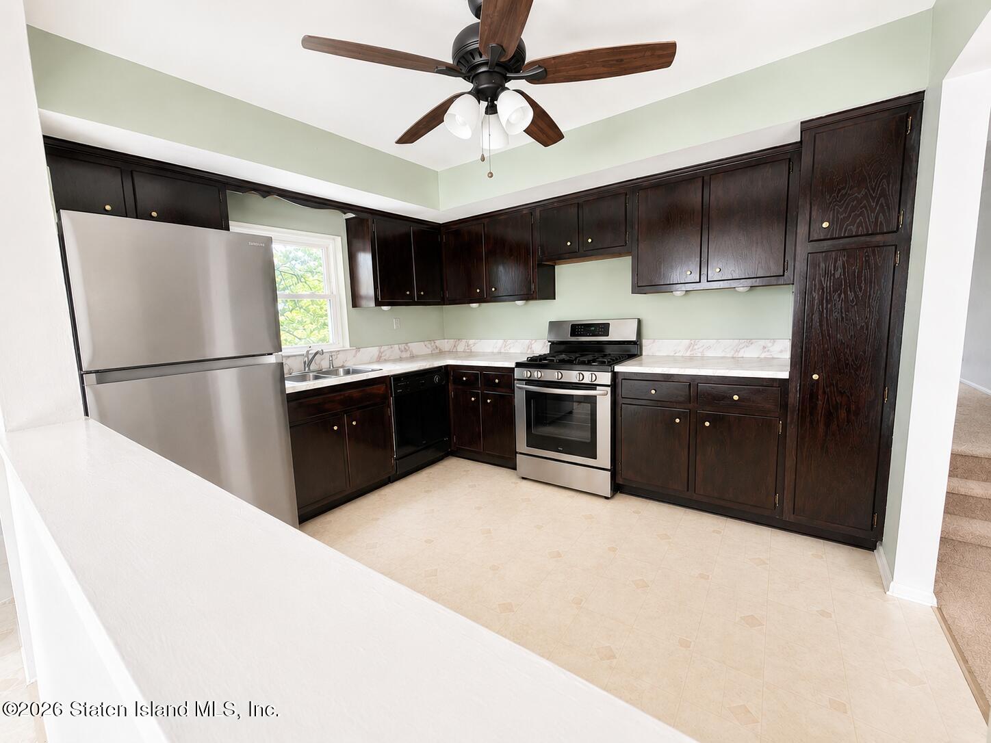 71 Seguine Place, Staten Island, NY, 10312 image 7
