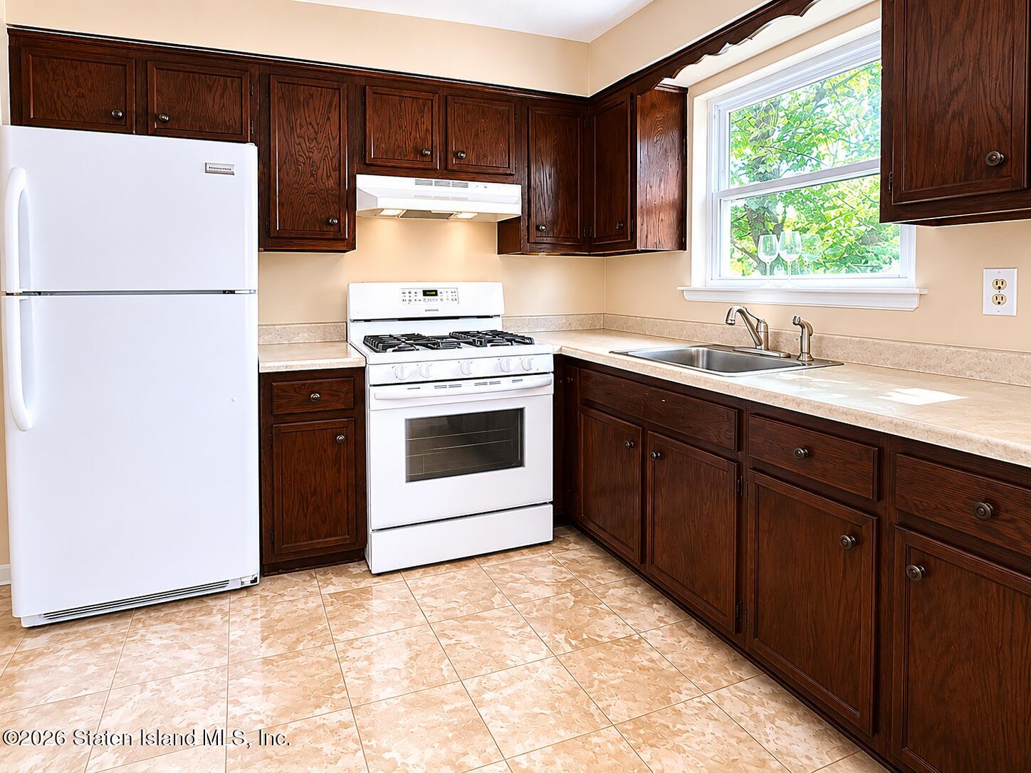 71 Seguine Place, Staten Island, NY, 10312 image 21
